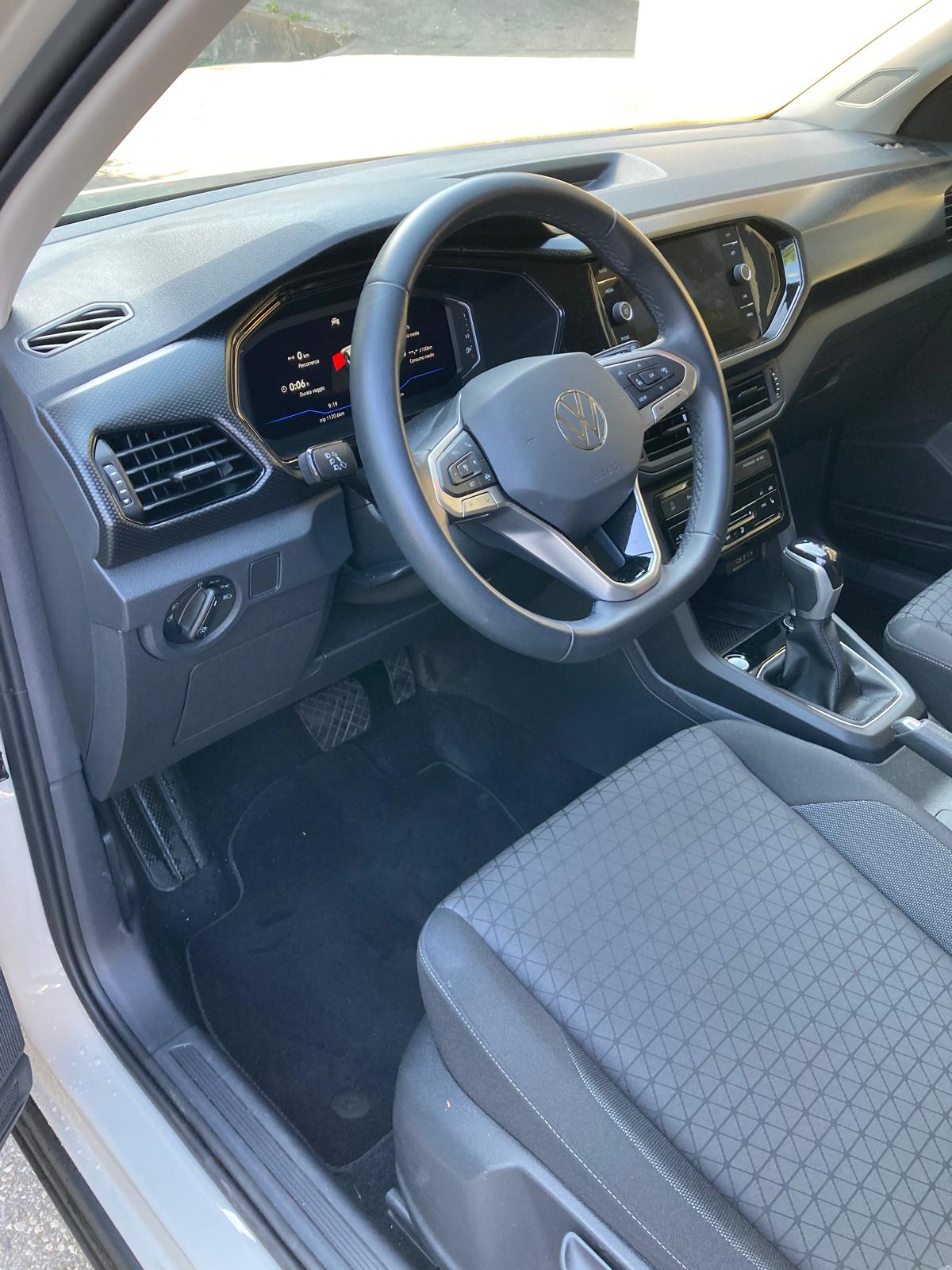VW T-Cross 1.0 TSI Life Limited DSG-image-11