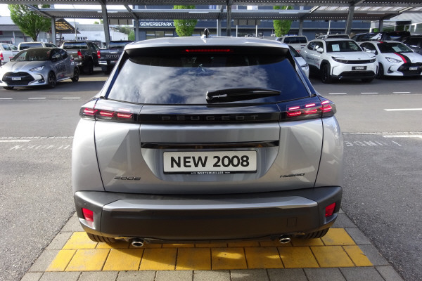 PEUGEOT 2008 1.2 145 MHEV Allure-image-12