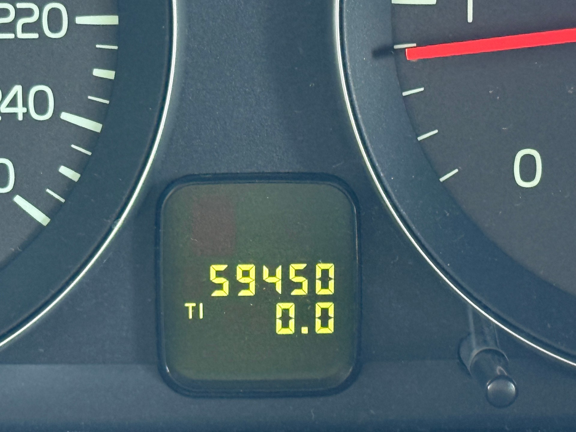 VOLVO V50 D2 Kinetic-image-15