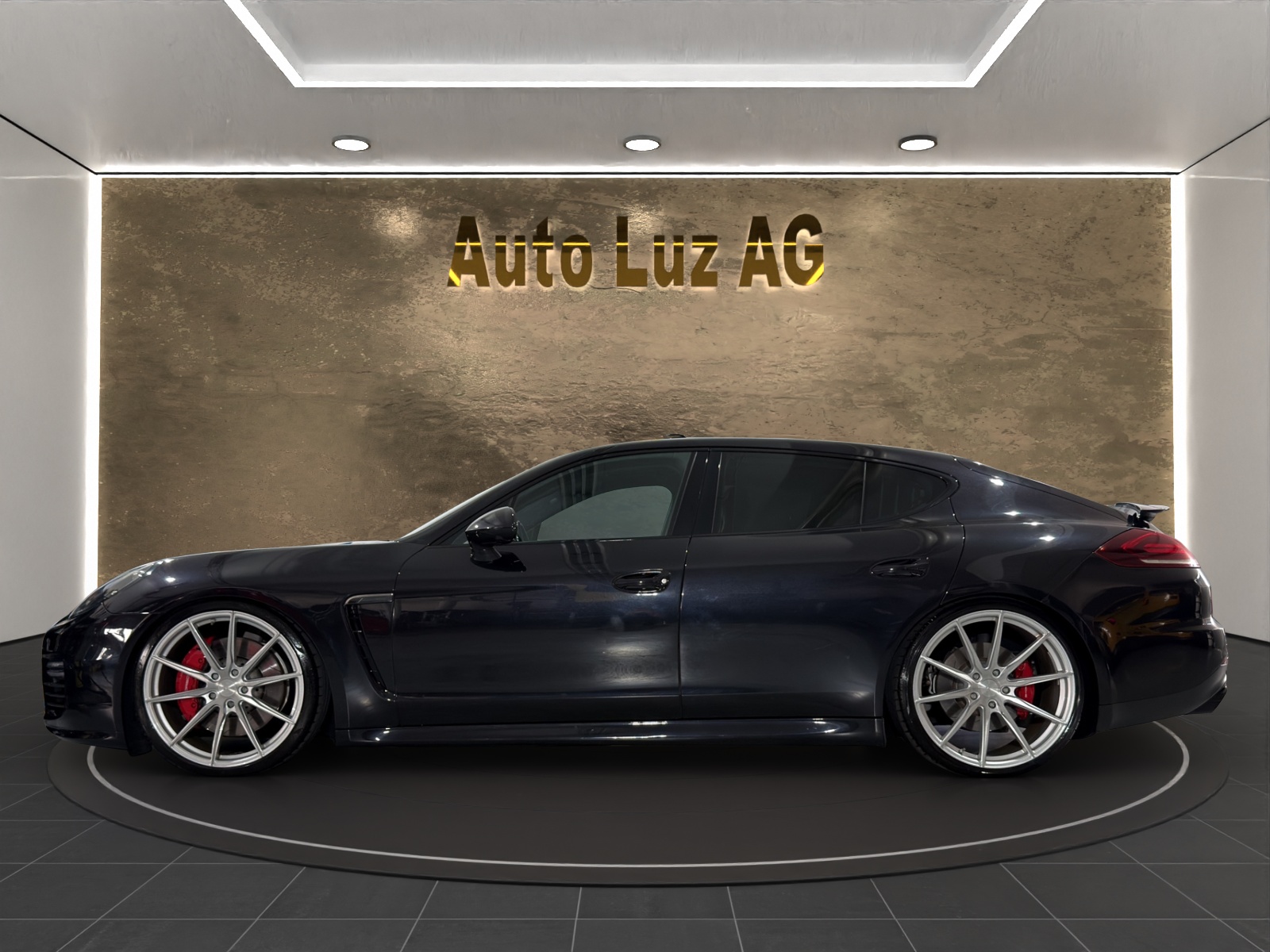 PORSCHE Panamera GTS 4.8 PDK-image-4