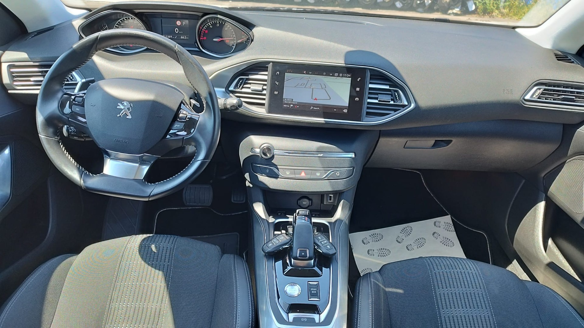 PEUGEOT 308 SW 1.5 BlueHDI Allure EAT8-image-8
