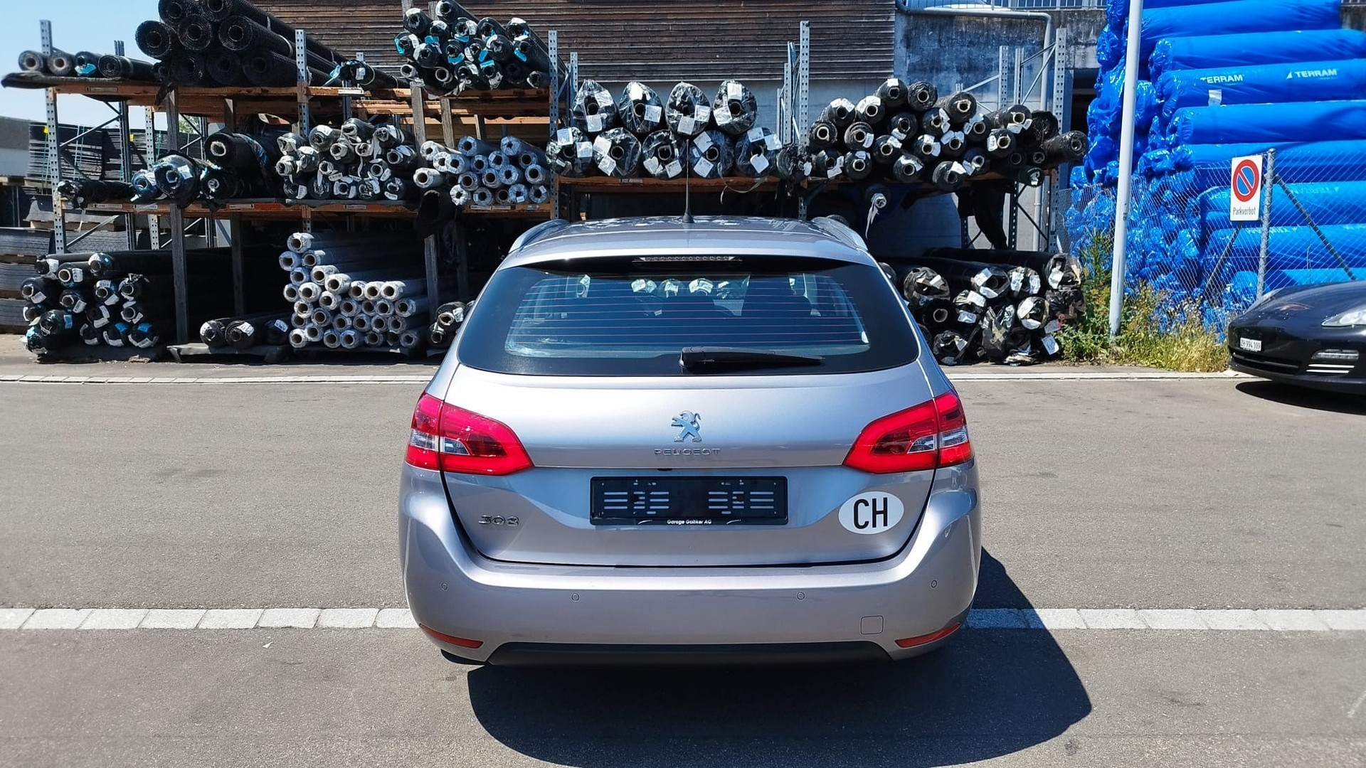 PEUGEOT 308 SW 1.5 BlueHDI Allure EAT8-image-2