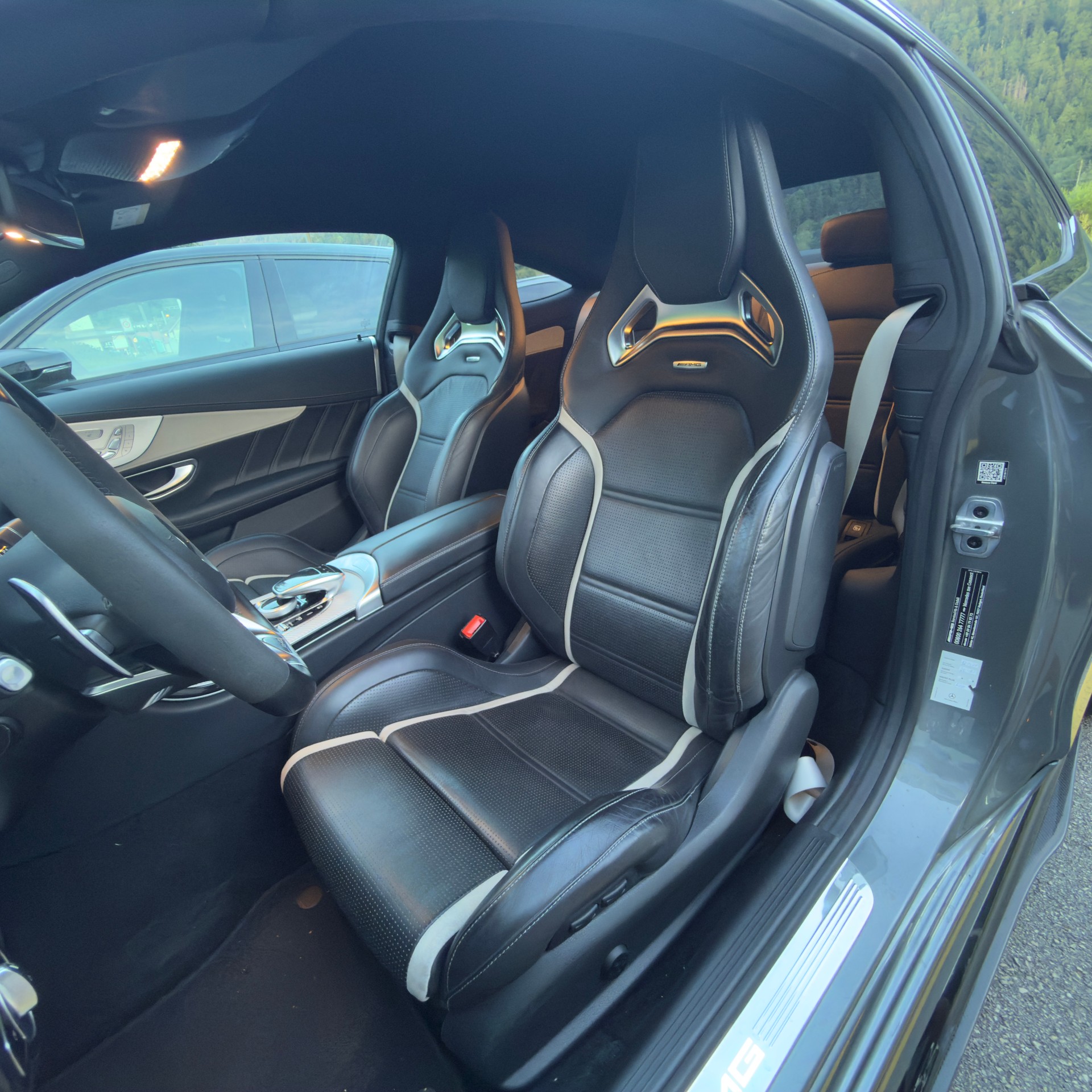 MERCEDES-BENZ C63 S-image-4