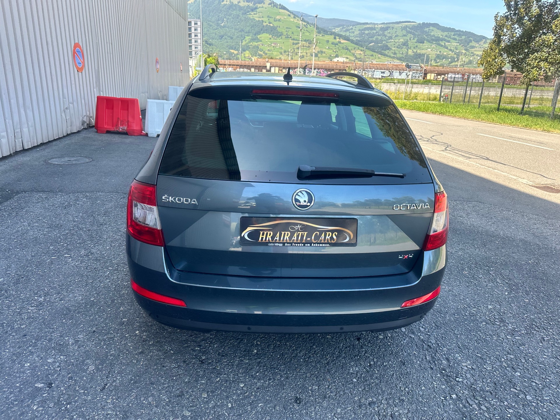 SKODA Octavia Combi 2.0 TDI Ambition 4x4-image-5