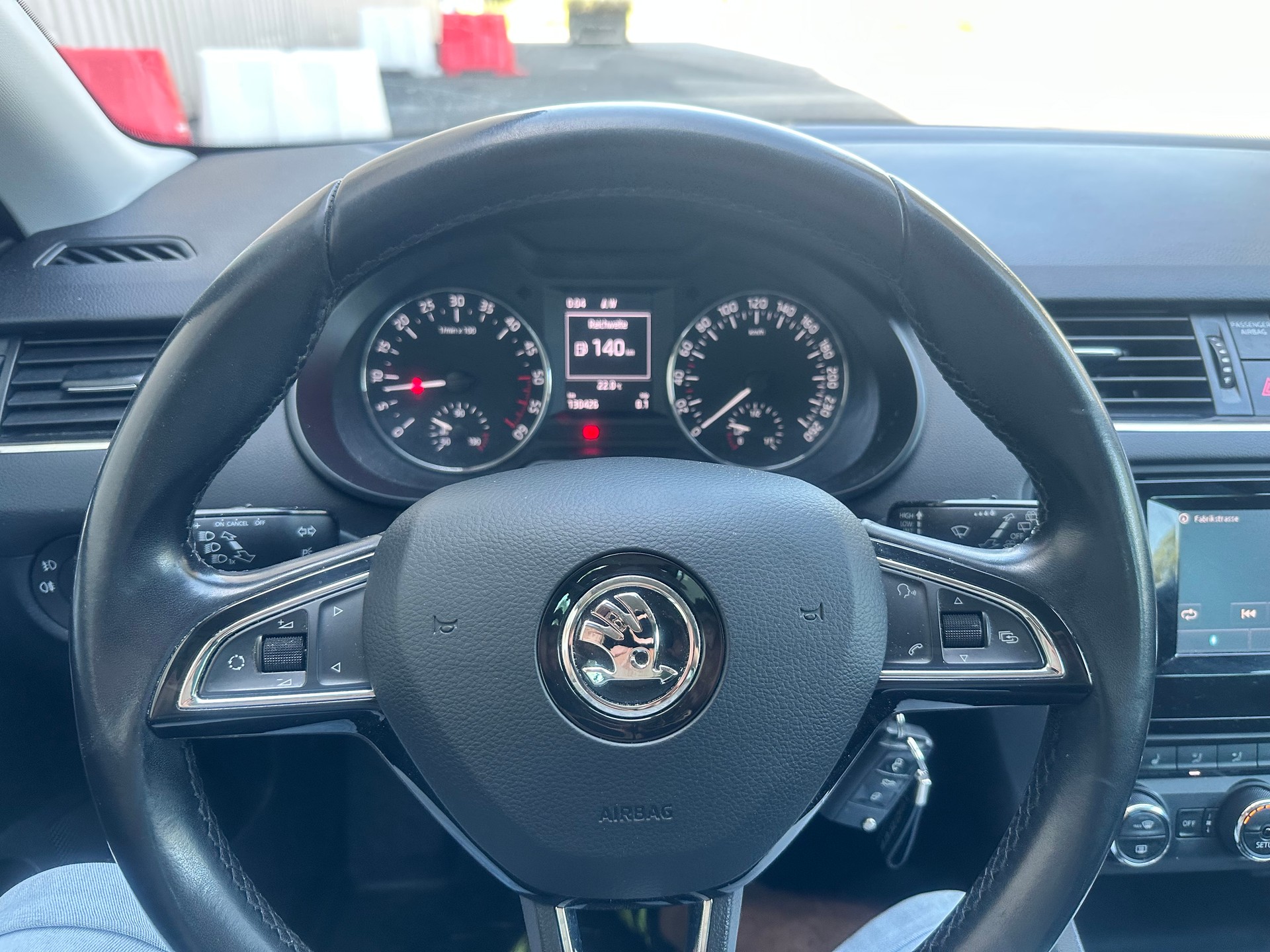 SKODA Octavia Combi 2.0 TDI Ambition 4x4-image-10