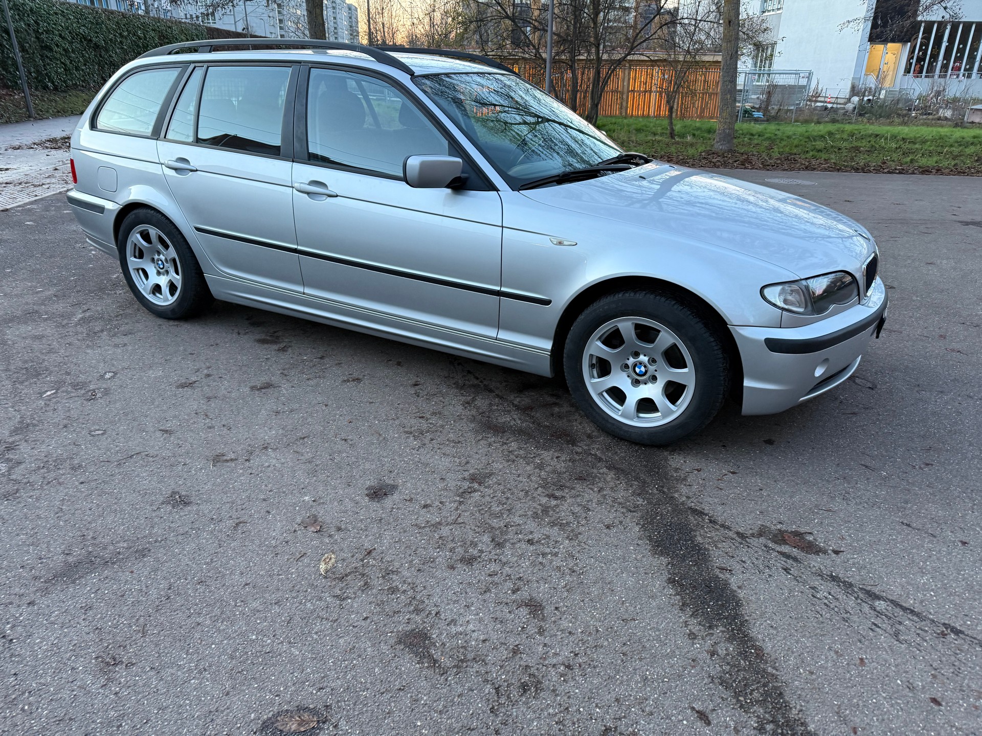BMW 318i Touring Efficiency-image-5