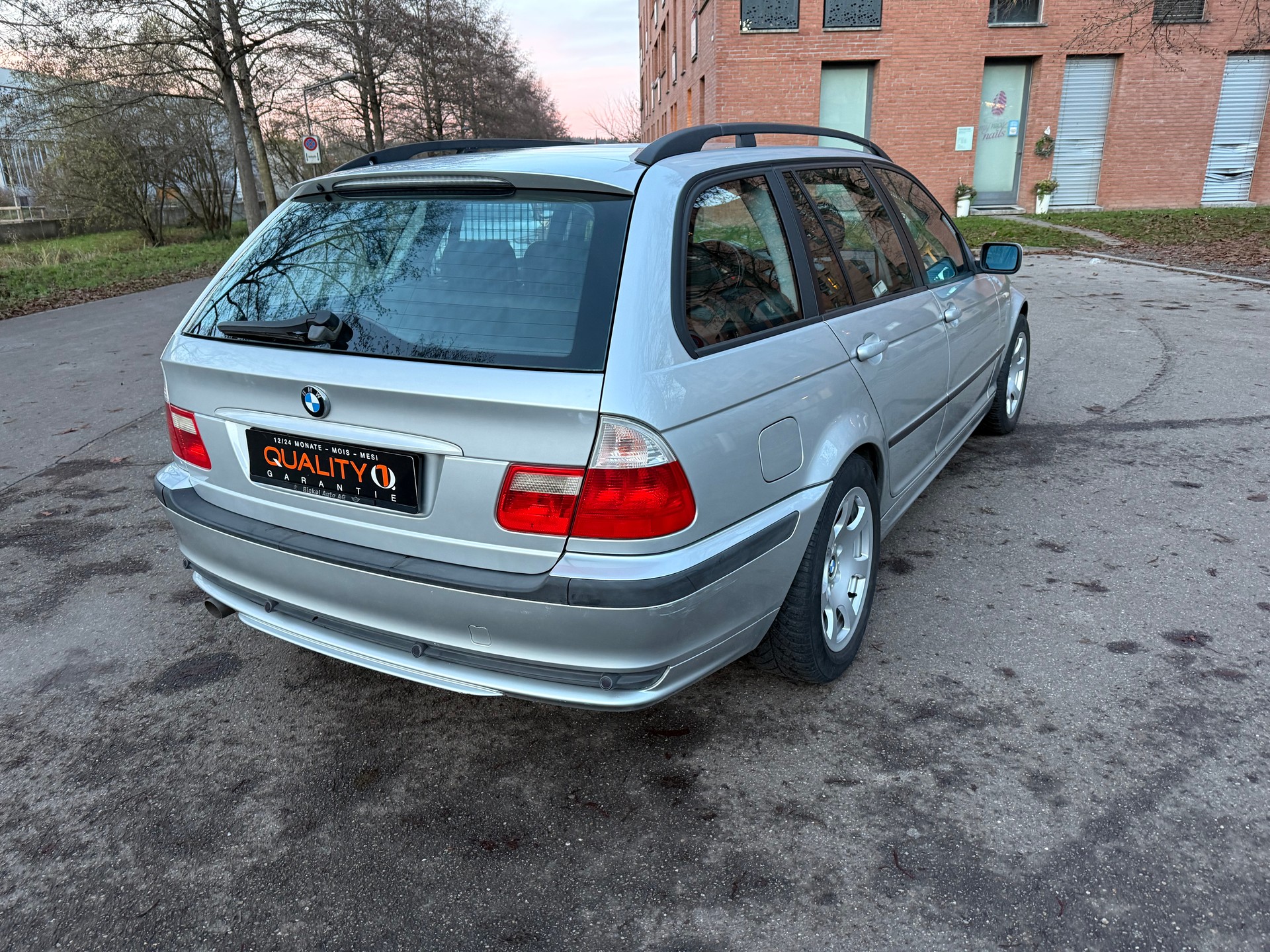 BMW 318i Touring Efficiency-image-9