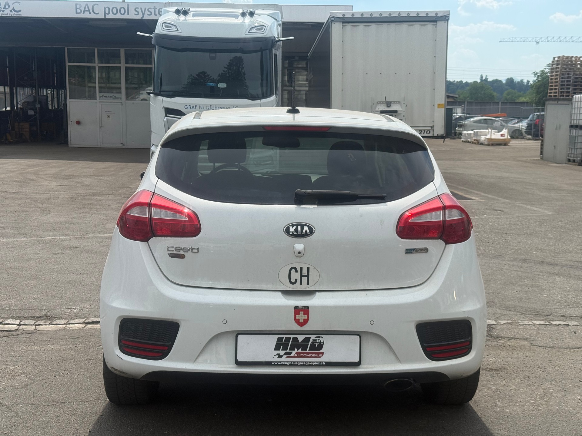 KIA Cee'd 1.0 T-GDi Swiss Champion-image-4