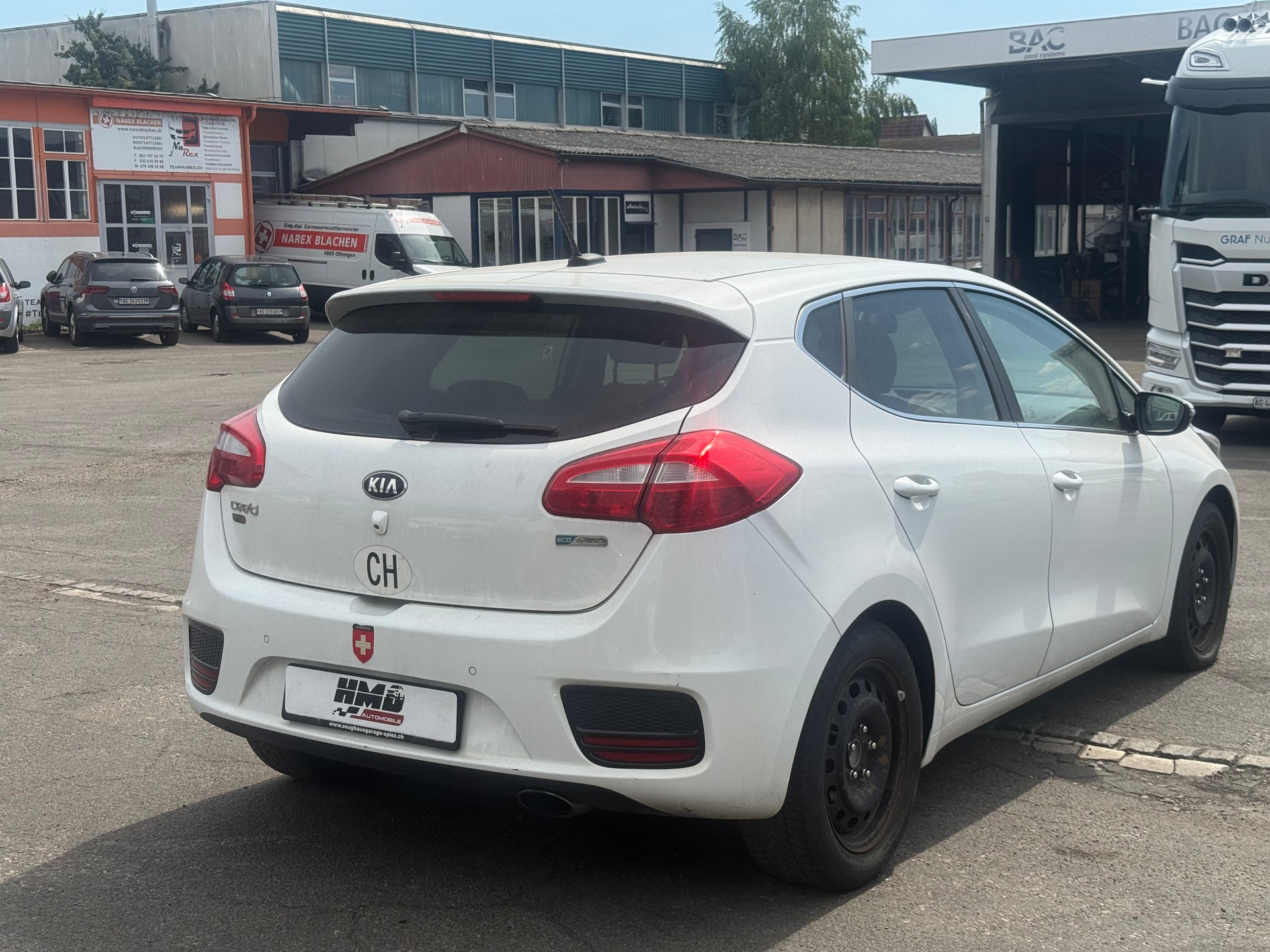 KIA Cee'd 1.0 T-GDi Swiss Champion-image-5