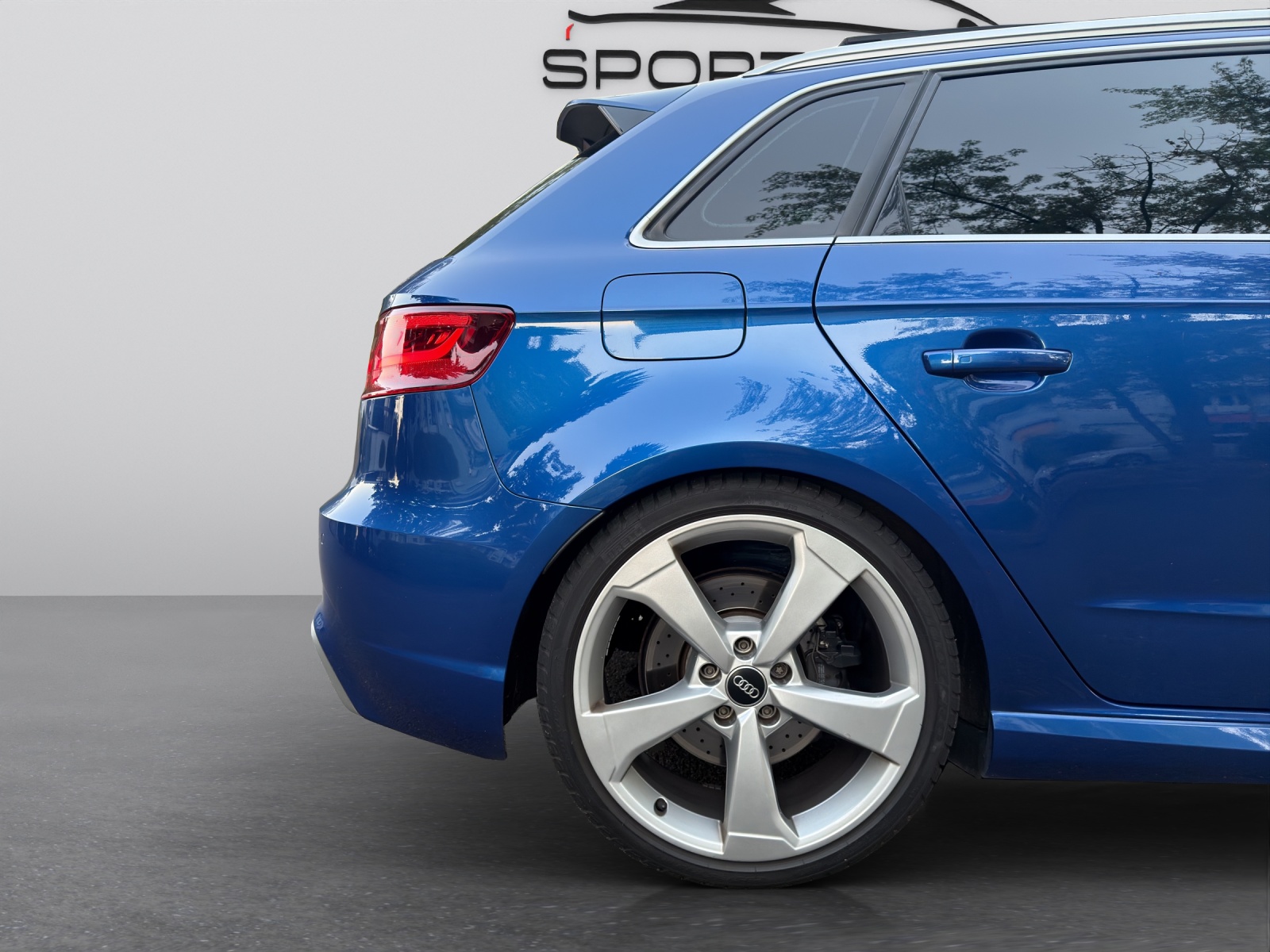 AUDI RS3 2.5 TSI quattro S-tronic-image-28
