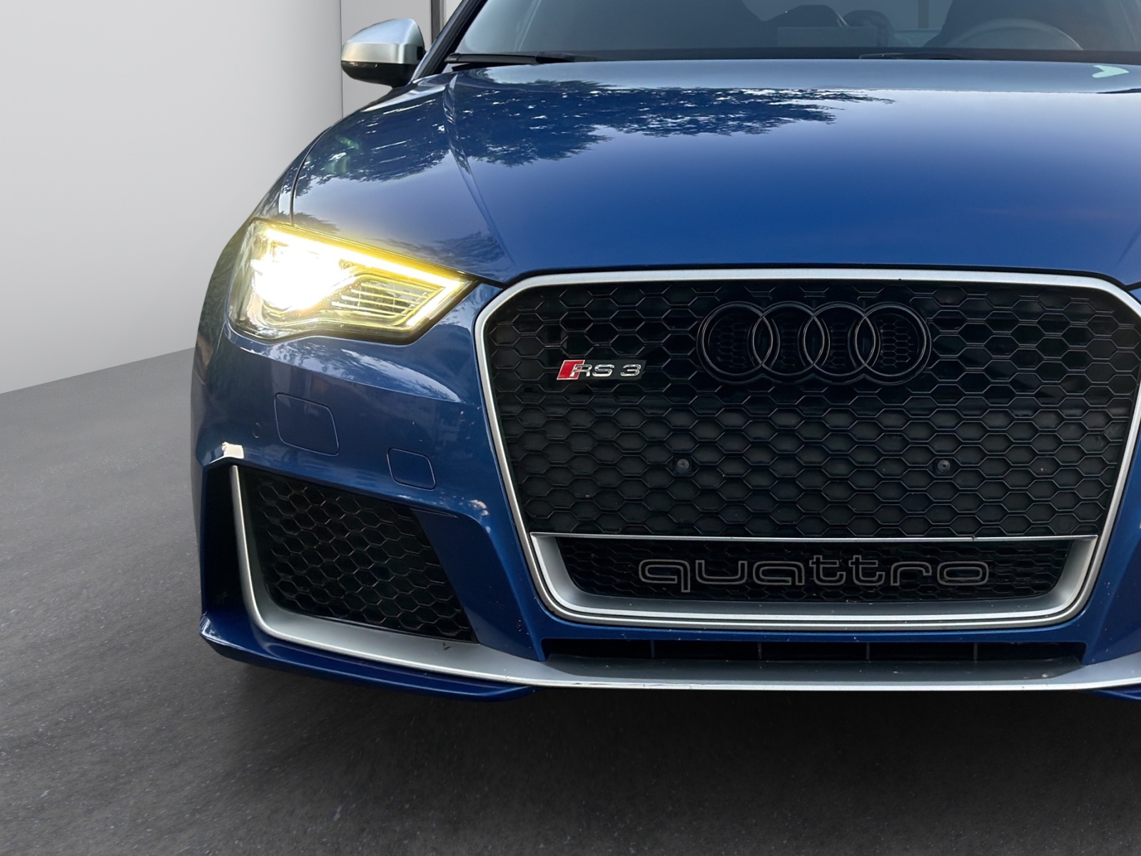 AUDI RS3 2.5 TSI quattro S-tronic-image-6