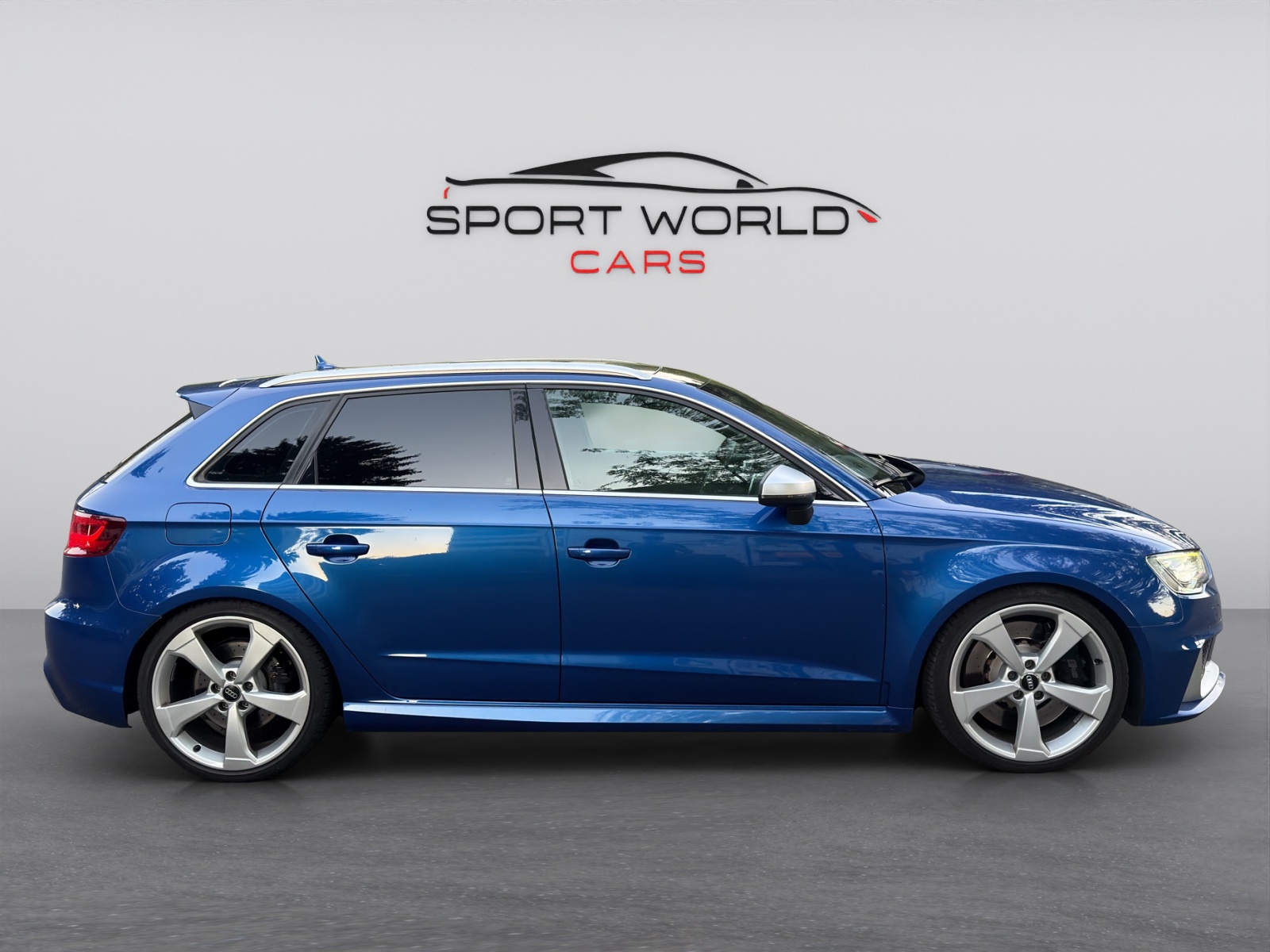 AUDI RS3 2.5 TSI quattro S-tronic-image-13