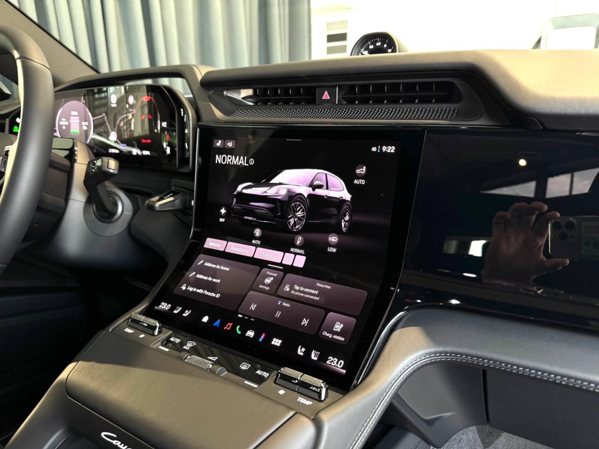 PORSCHE Cayenne Electric-image-22