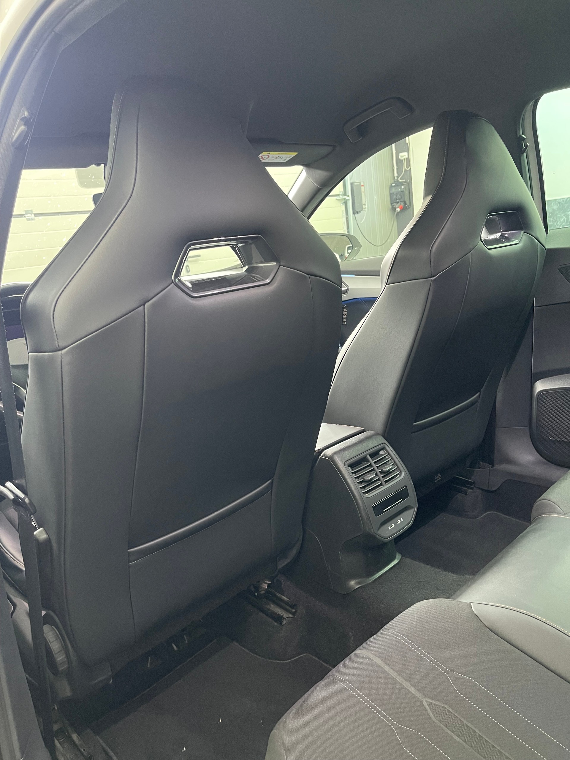 CUPRA 2.0 TSI VZ 4Drive DSG-image-3