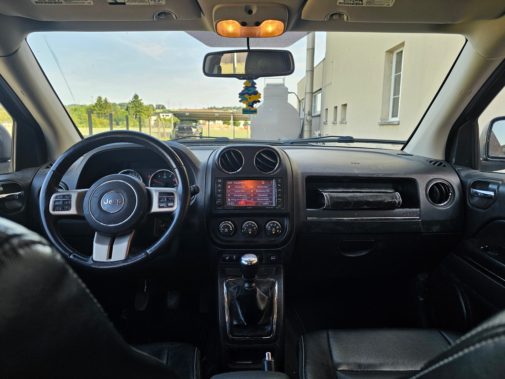 JEEP Compass 2.2 CRD Limited-image-8