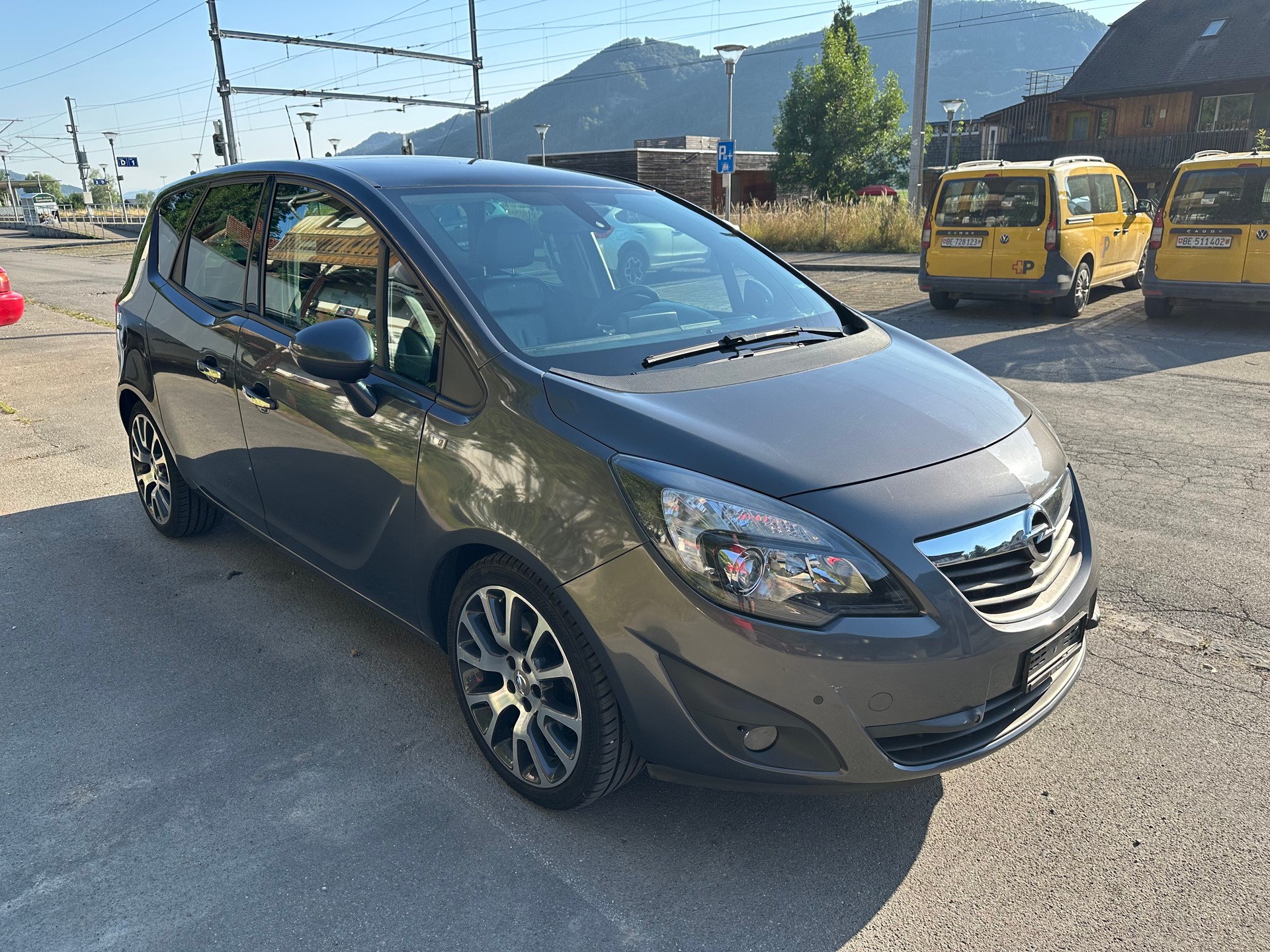 OPEL Meriva 1.4 Turbo Cosmo. Frisch ab MFK und Service-image-4