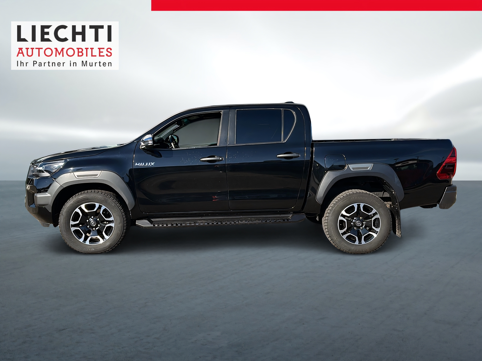 TOYOTA Hilux 2.8D-4D Invincible Double Cab 4x4 A-image-1