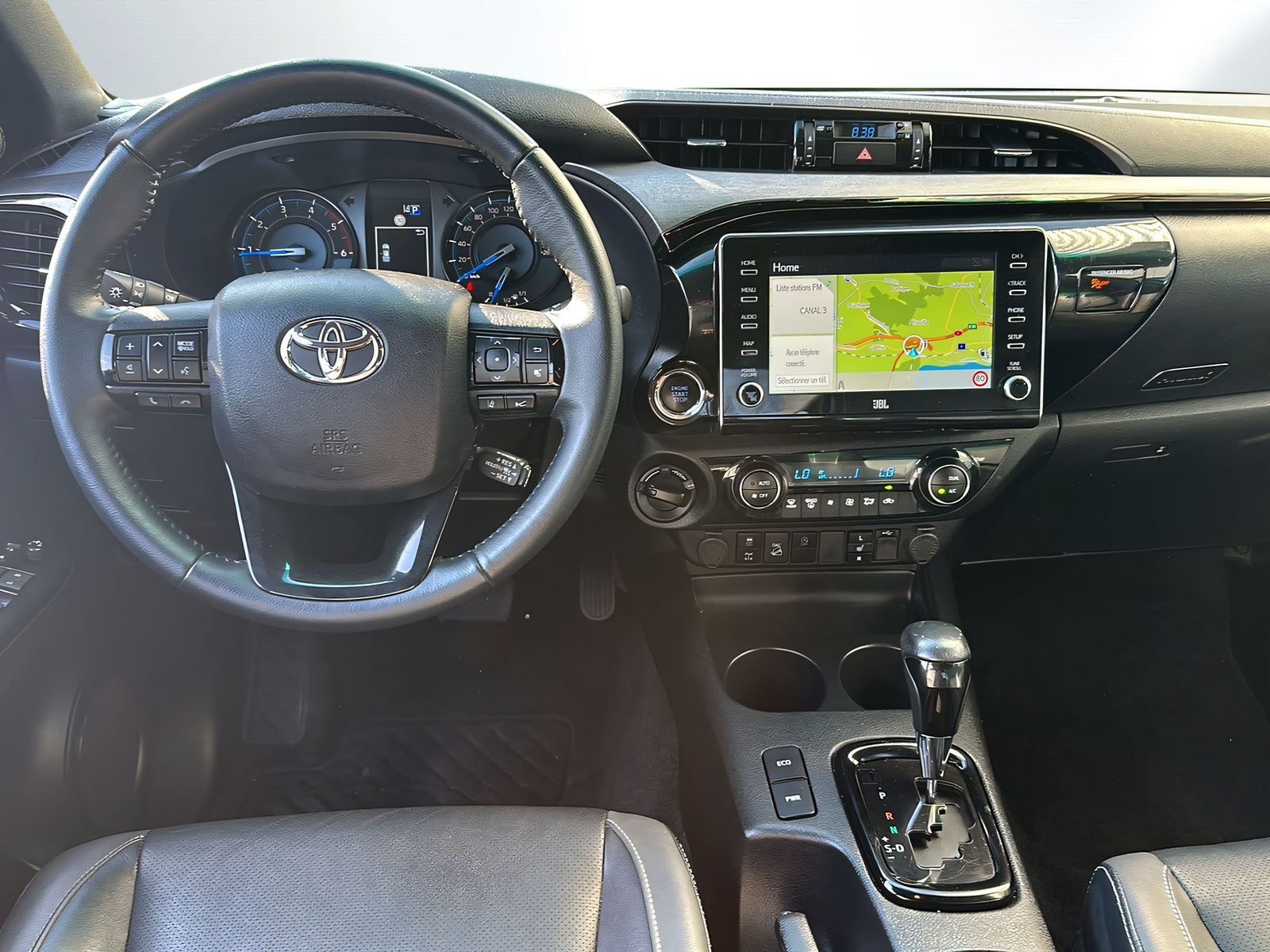 TOYOTA Hilux 2.8D-4D Invincible Double Cab 4x4 A-image-5