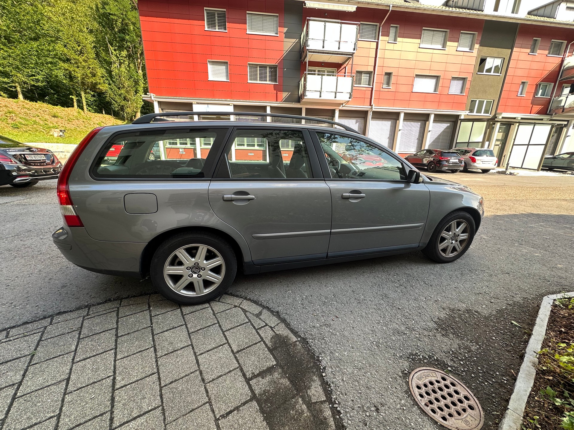 VOLVO V50 2.4-image-5