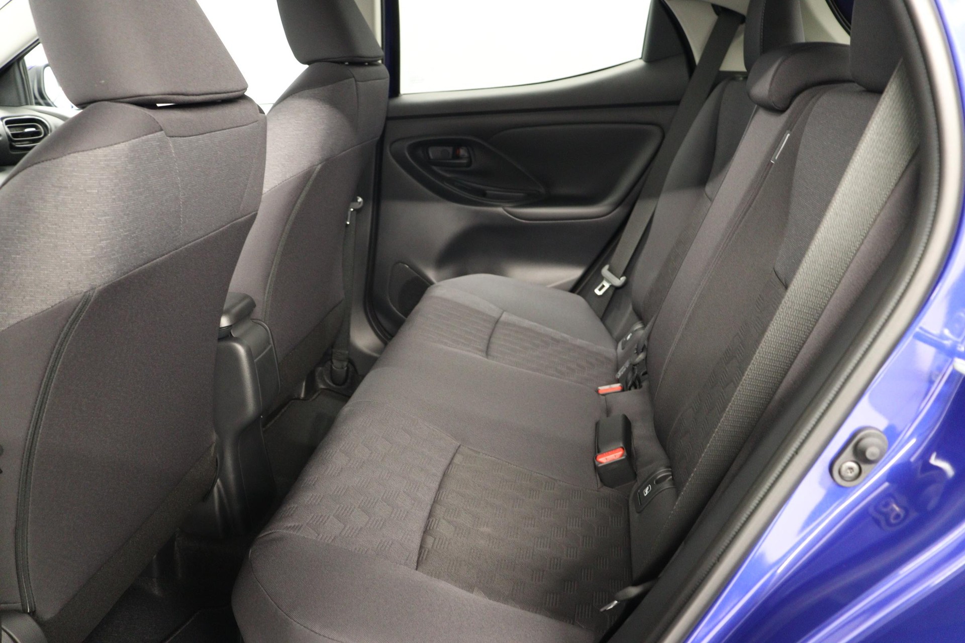 TOYOTA Yaris 1.5 VVT-i HSD Trend-image-9