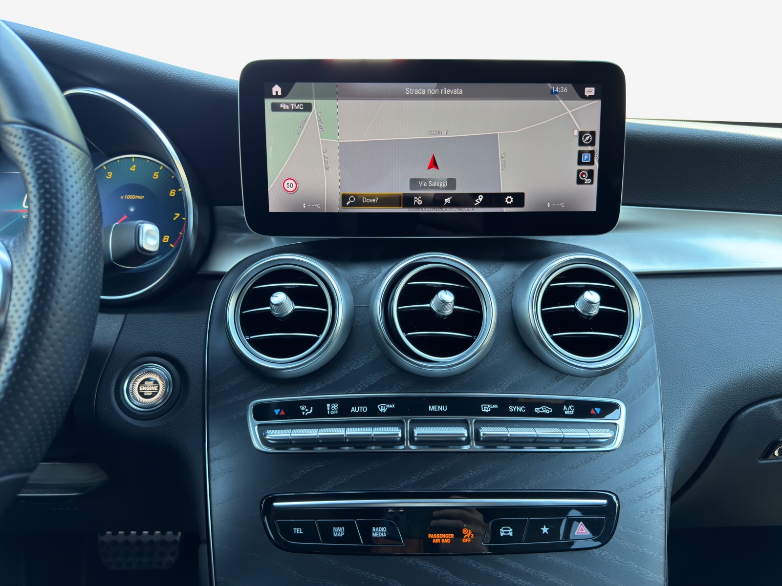MERCEDES-BENZ GLC Coupé 200 AMG Line 4Matic 9G-Tronic-image-10