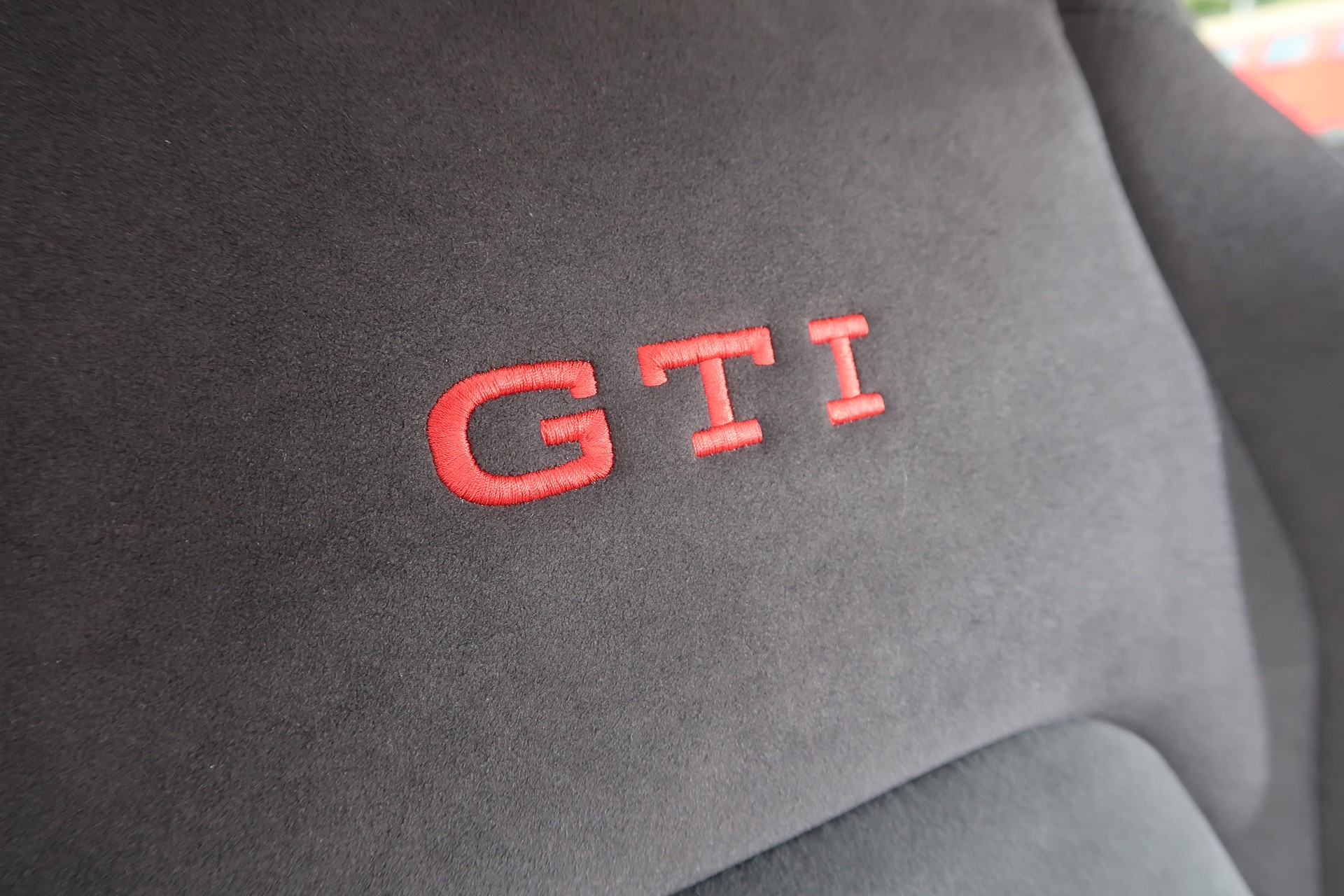 VW Golf 2.0 TSI GTI Clubsport DSG-image-14