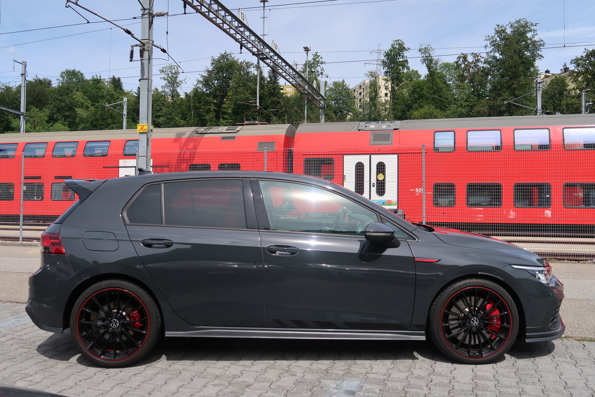 VW Golf 2.0 TSI GTI Clubsport DSG-showroom-element-3