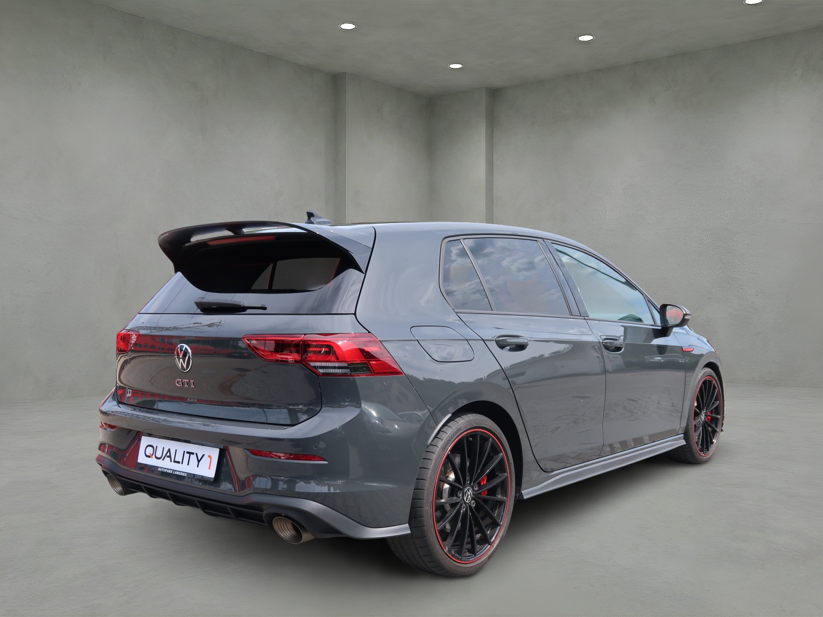 VW Golf 2.0 TSI GTI Clubsport DSG-image-4