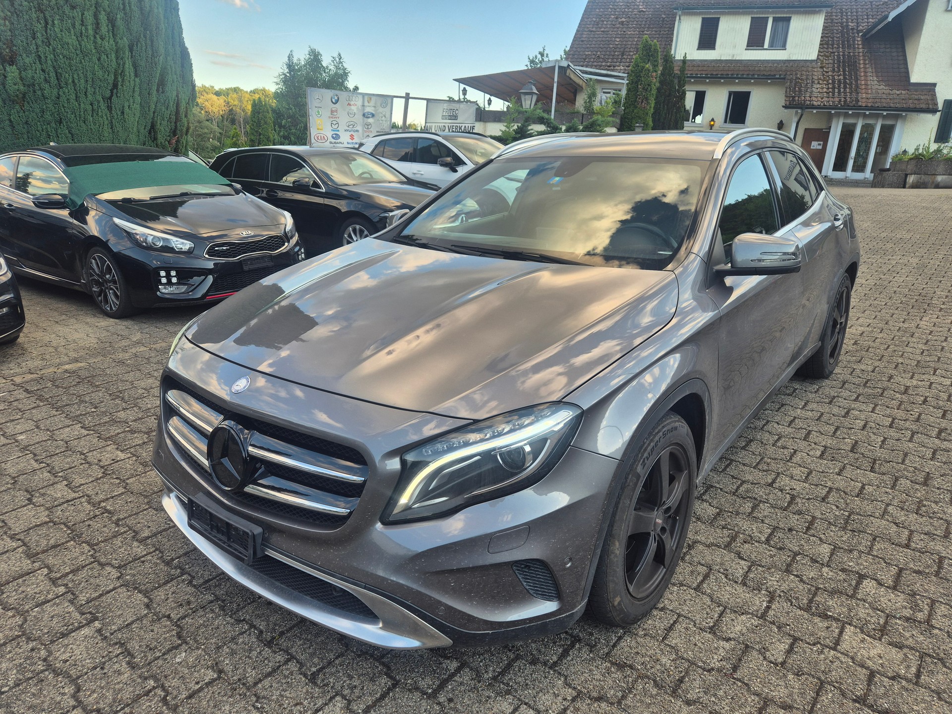 MERCEDES-BENZ GLA 200 CDI Swiss Star Edition 4Matic 7G-DCT-image-0