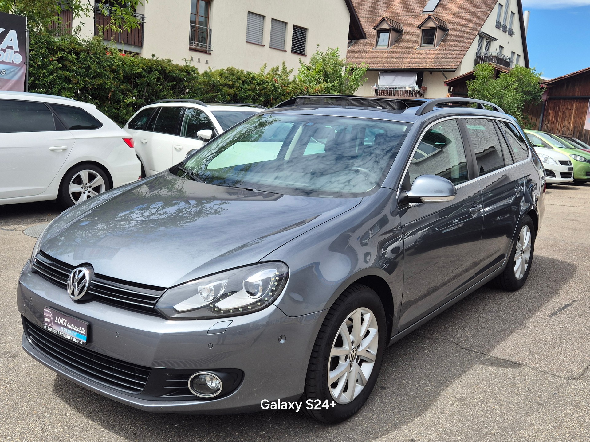 VW Golf Variant 1.4 TSI Team DSG-image-0