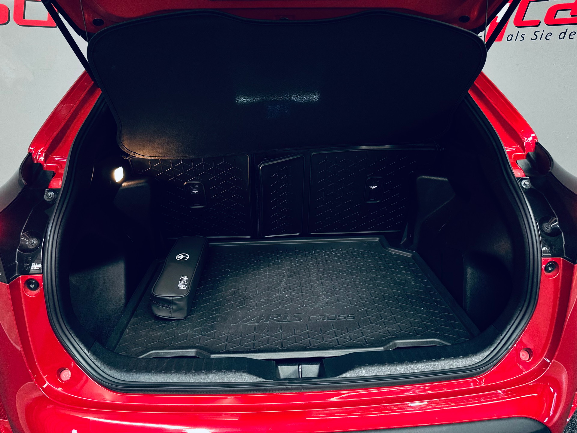 TOYOTA Yaris Cross 1.5 Trend e-CVT-image-10