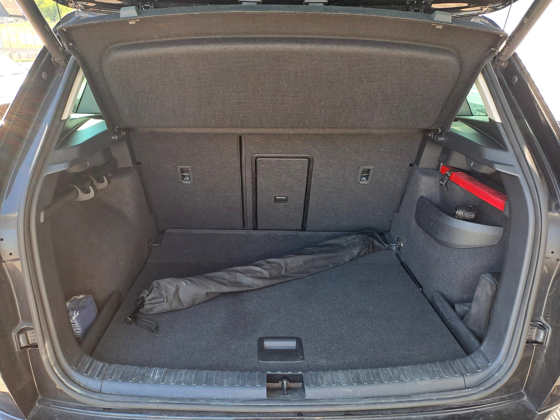 SKODA Karoq 2.0 TDI CR Style 4x4 DSG-image-7