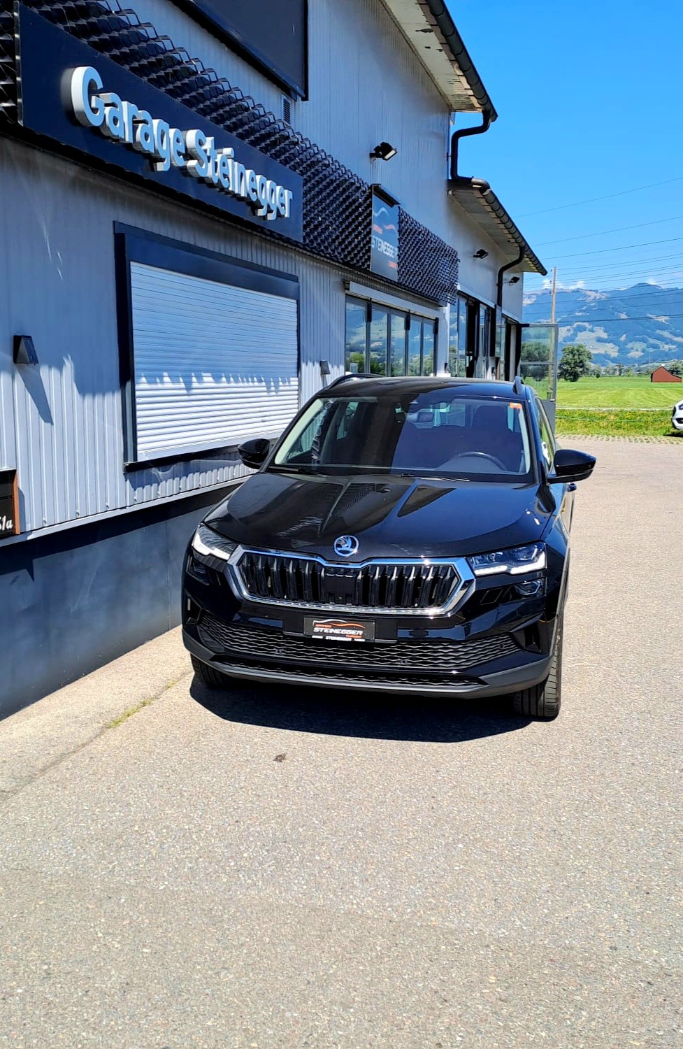 SKODA Karoq 2.0 TDI CR Style 4x4 DSG-image-1