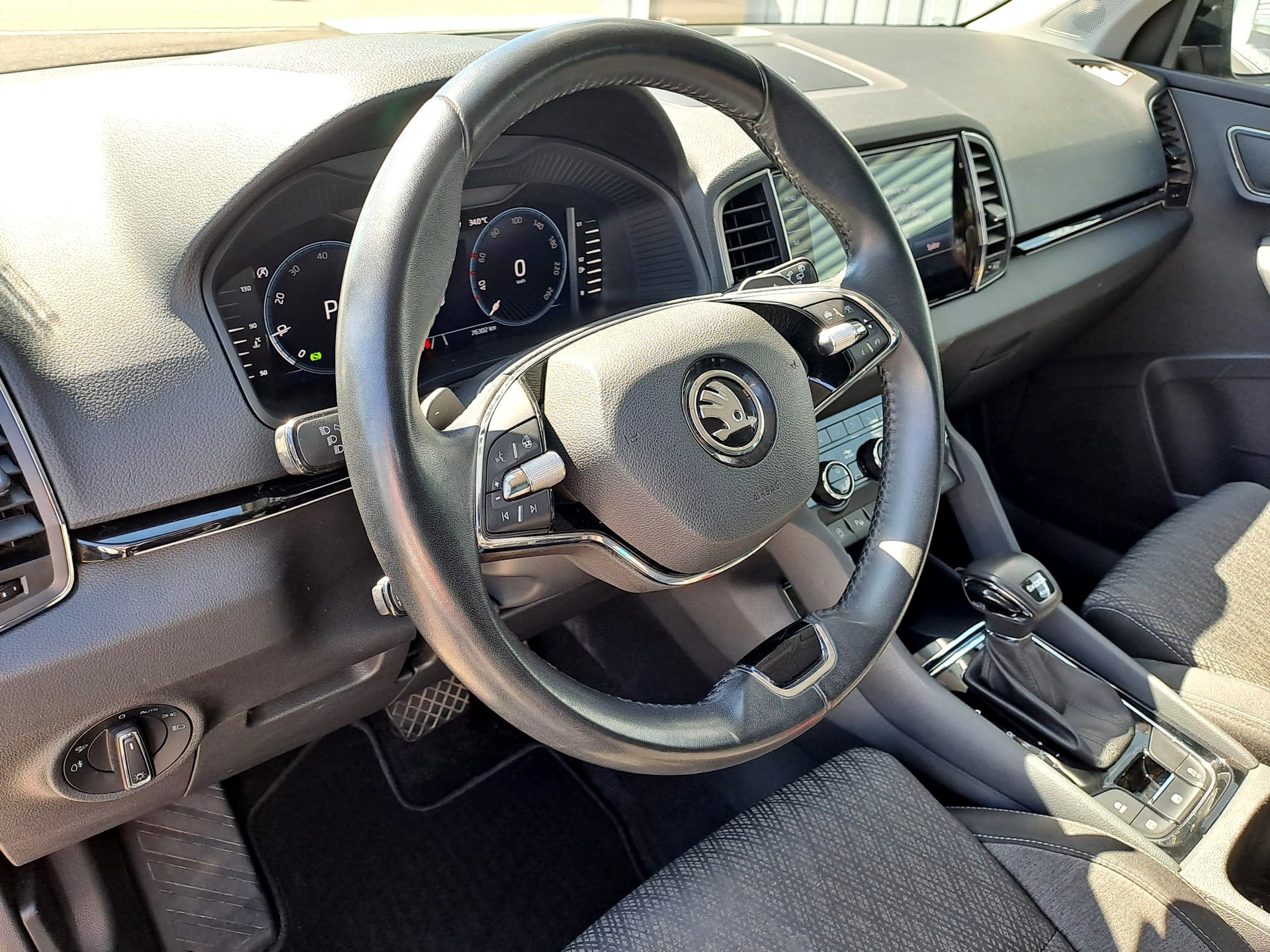 SKODA Karoq 2.0 TDI CR Style 4x4 DSG-image-10