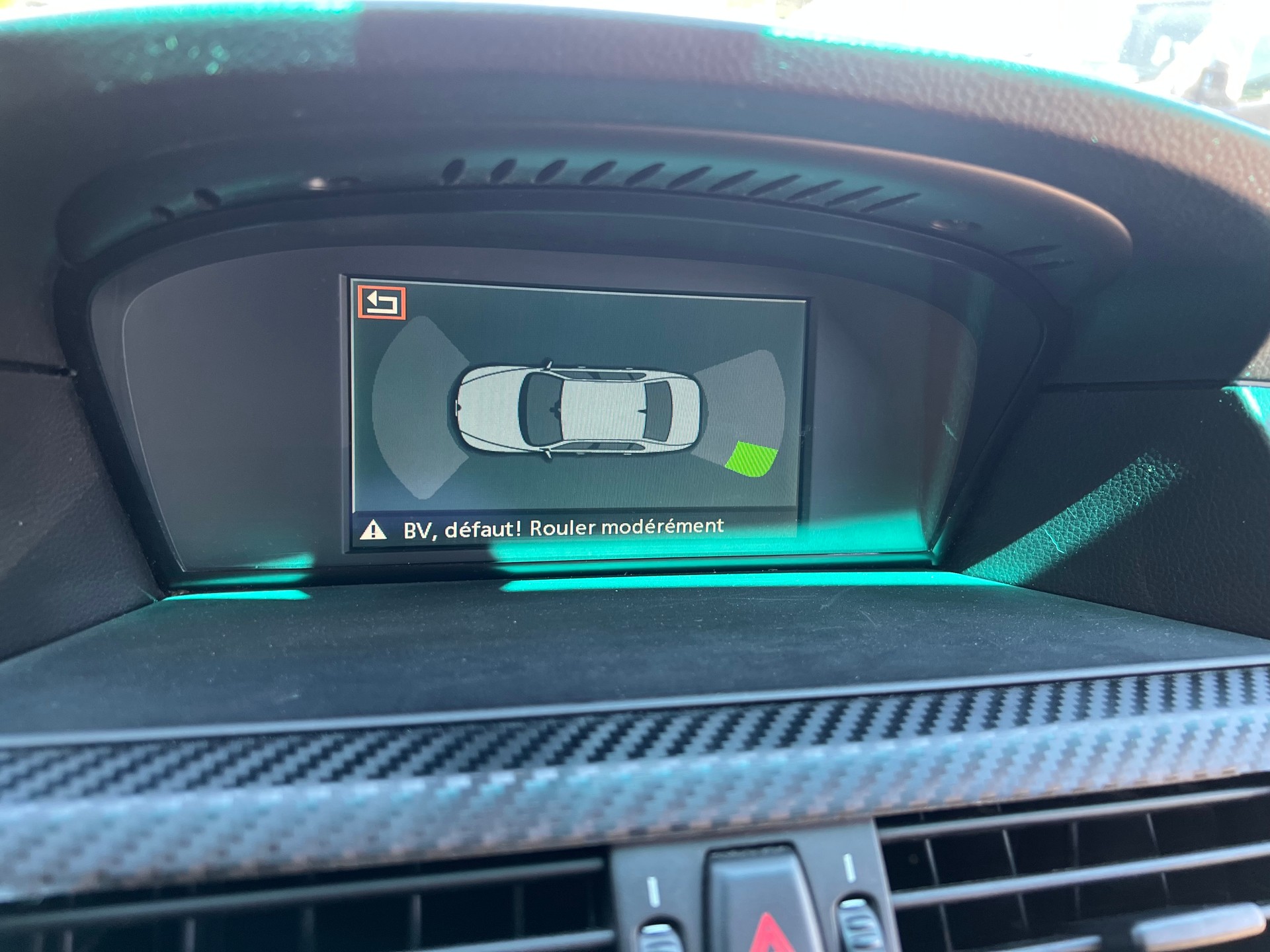 BMW 525i-image-13