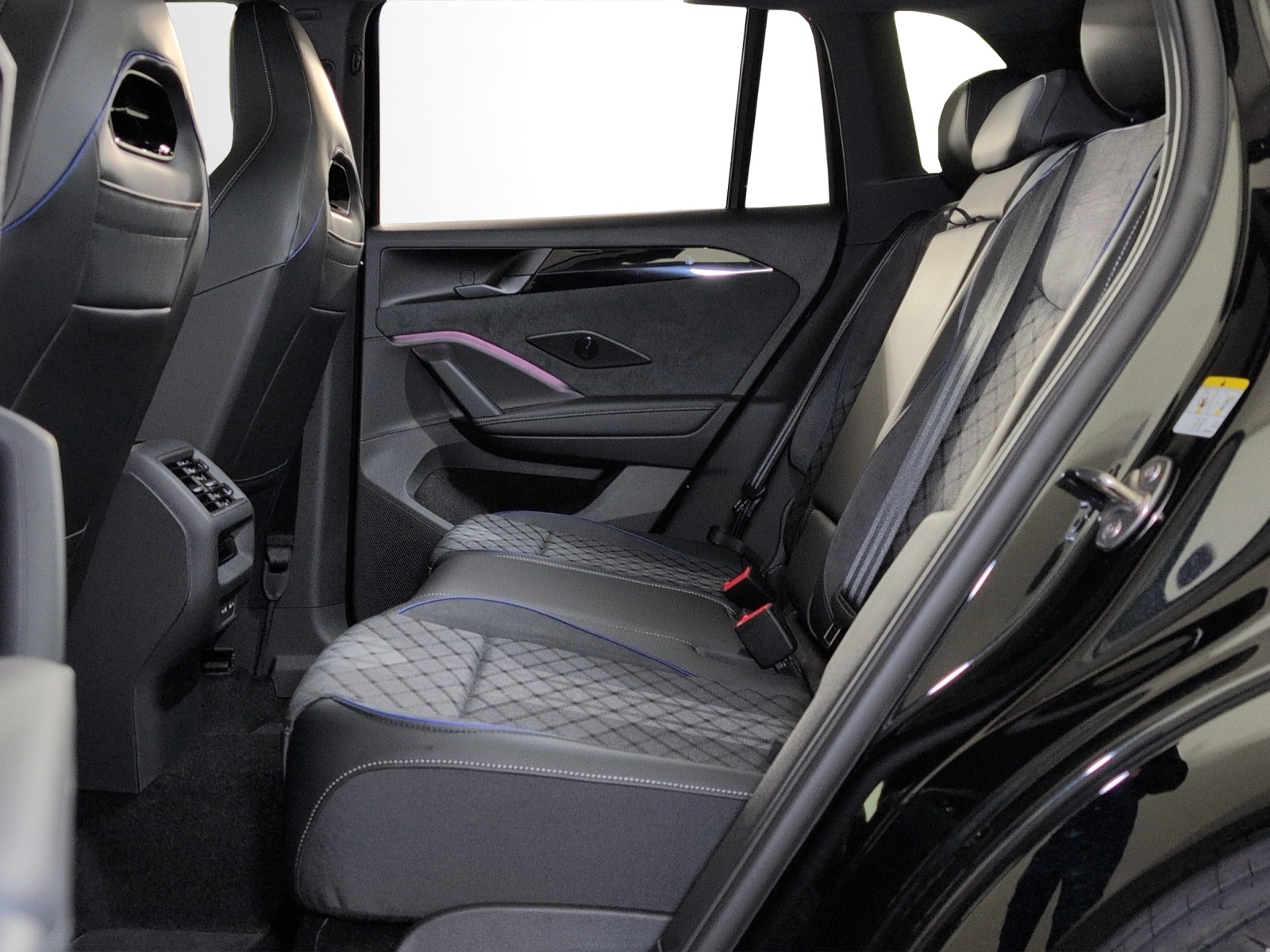 VW Tiguan 1.5 TSI evo2 mHEV R-Line DSG-image-7