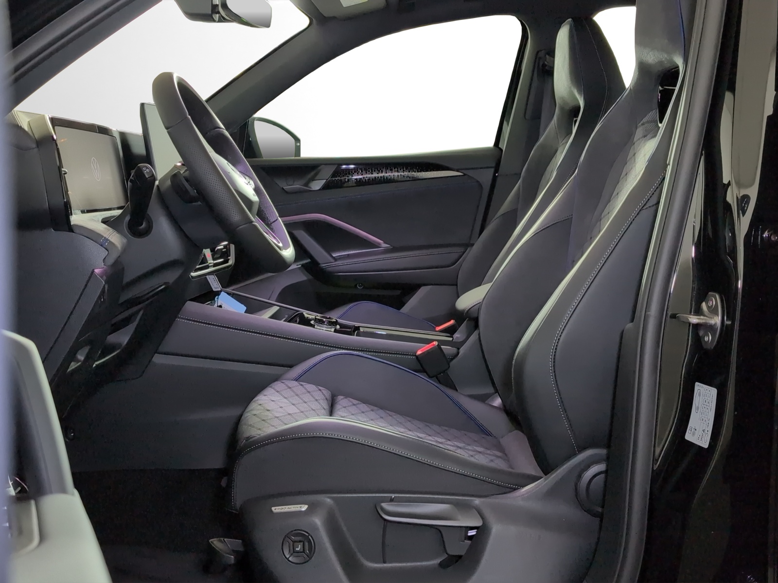 VW Tiguan 1.5 TSI evo2 mHEV R-Line DSG-image-5