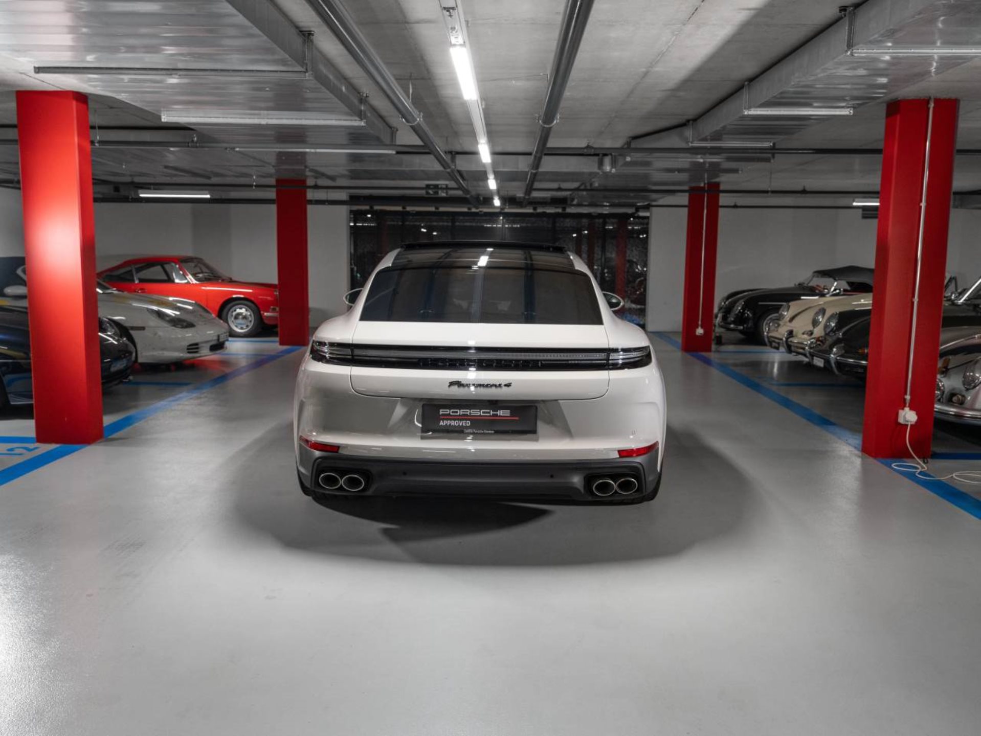 PORSCHE Panamera 4 E-Hybrid-image-7