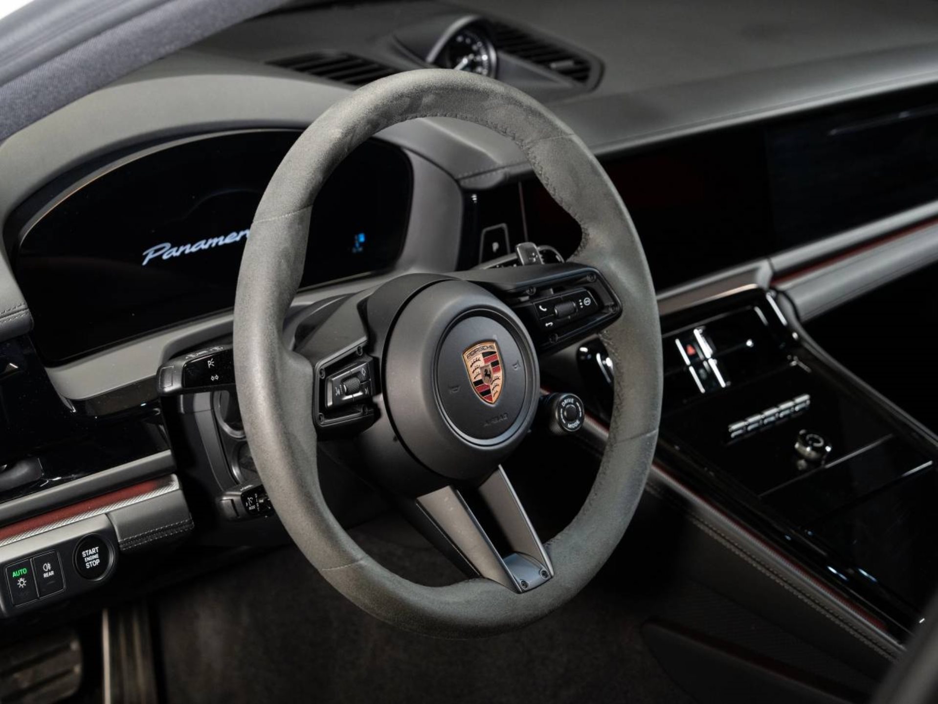 PORSCHE Panamera 4 E-Hybrid-image-8