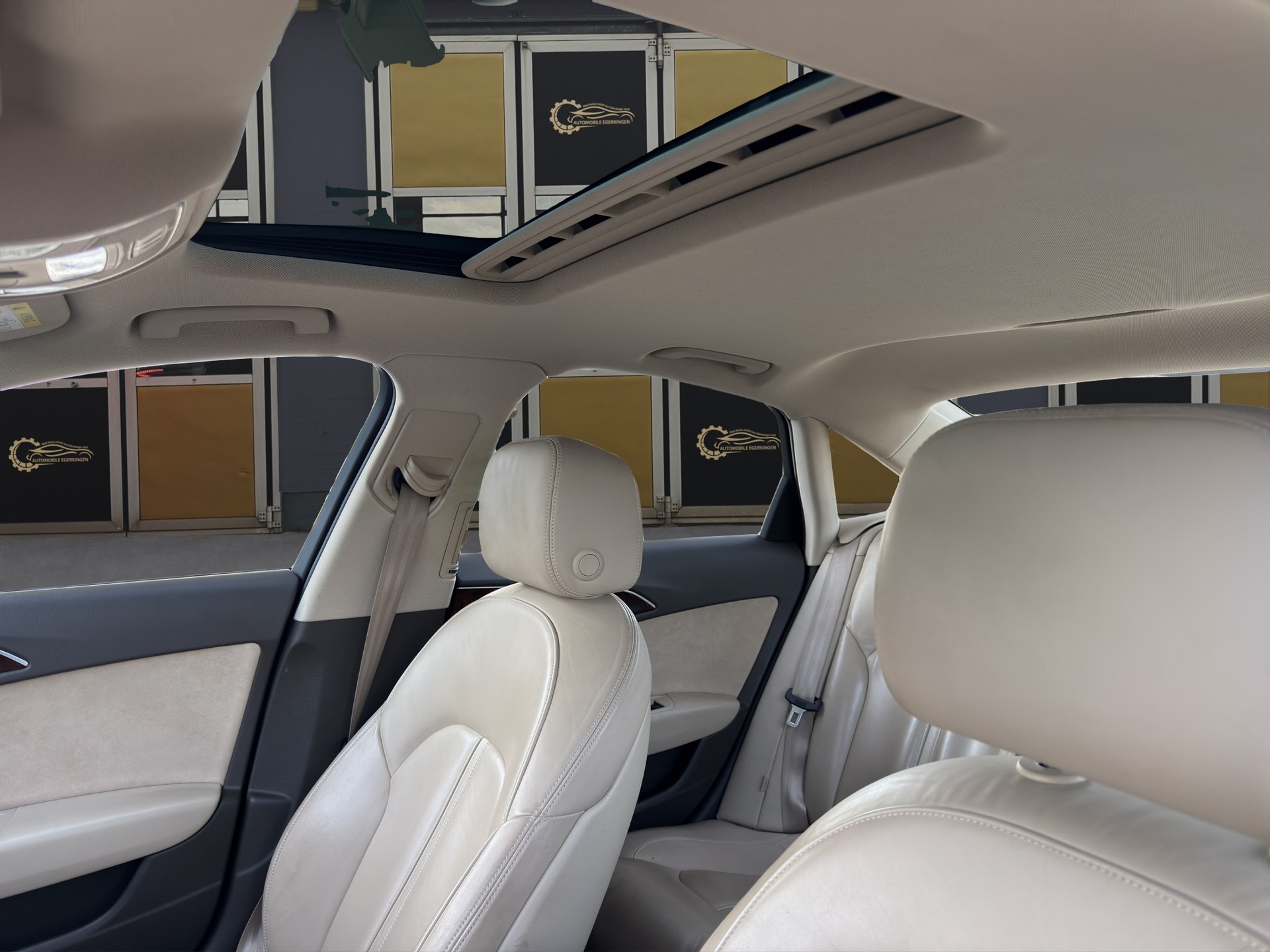 AUDI A6 3.0 V6 TDI 320 quattro-image-9