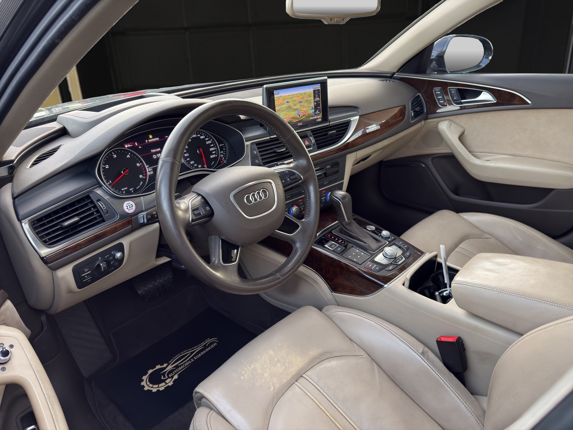 AUDI A6 3.0 V6 TDI 320 quattro-image-8