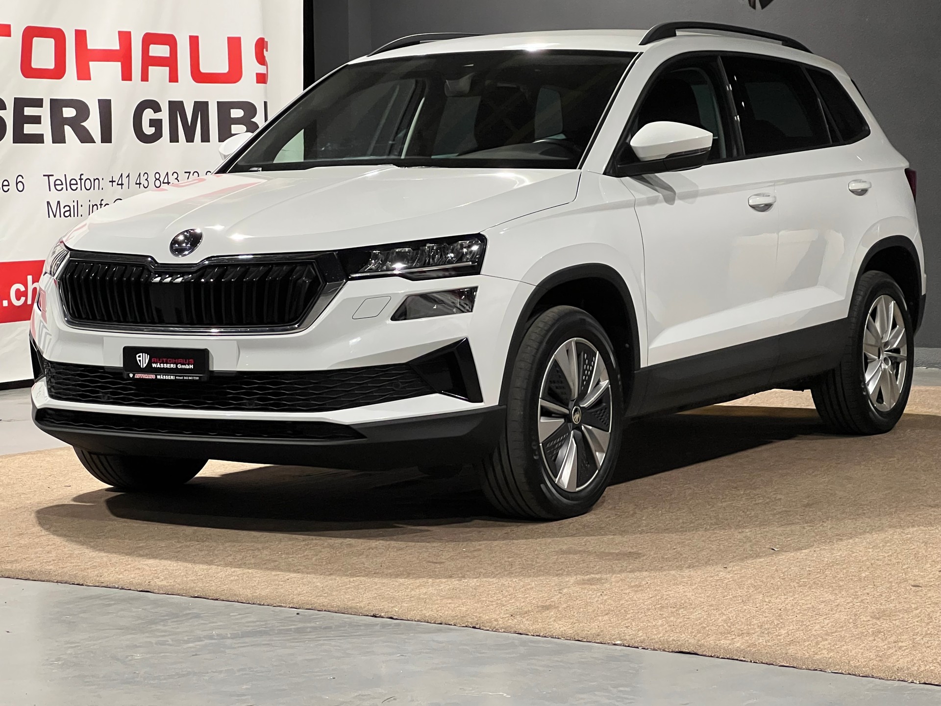 SKODA Karoq 1.5 TSI Ambition DSG-image-7