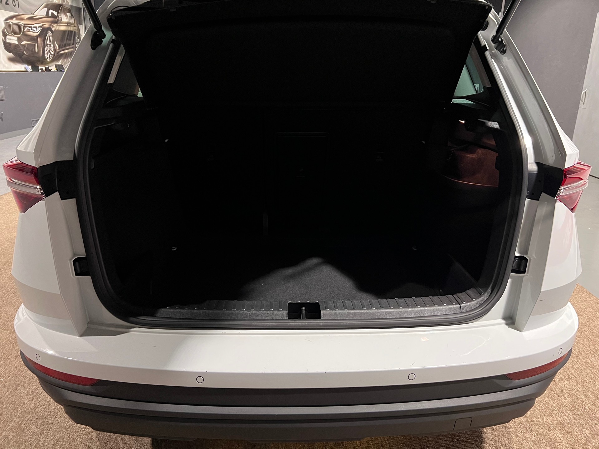 SKODA Karoq 1.5 TSI Ambition DSG-image-4