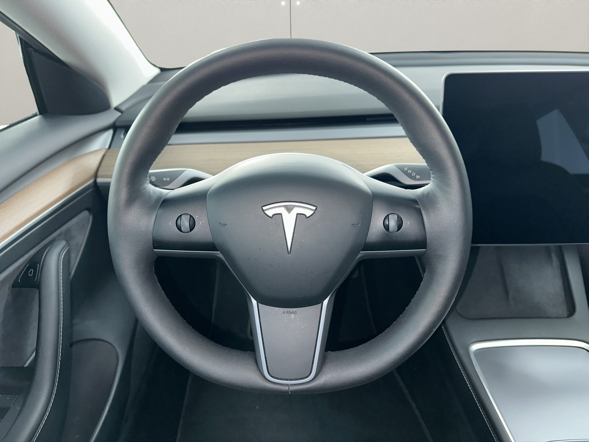 TESLA Model 3 Long Range Dual Motor AWD-image-9