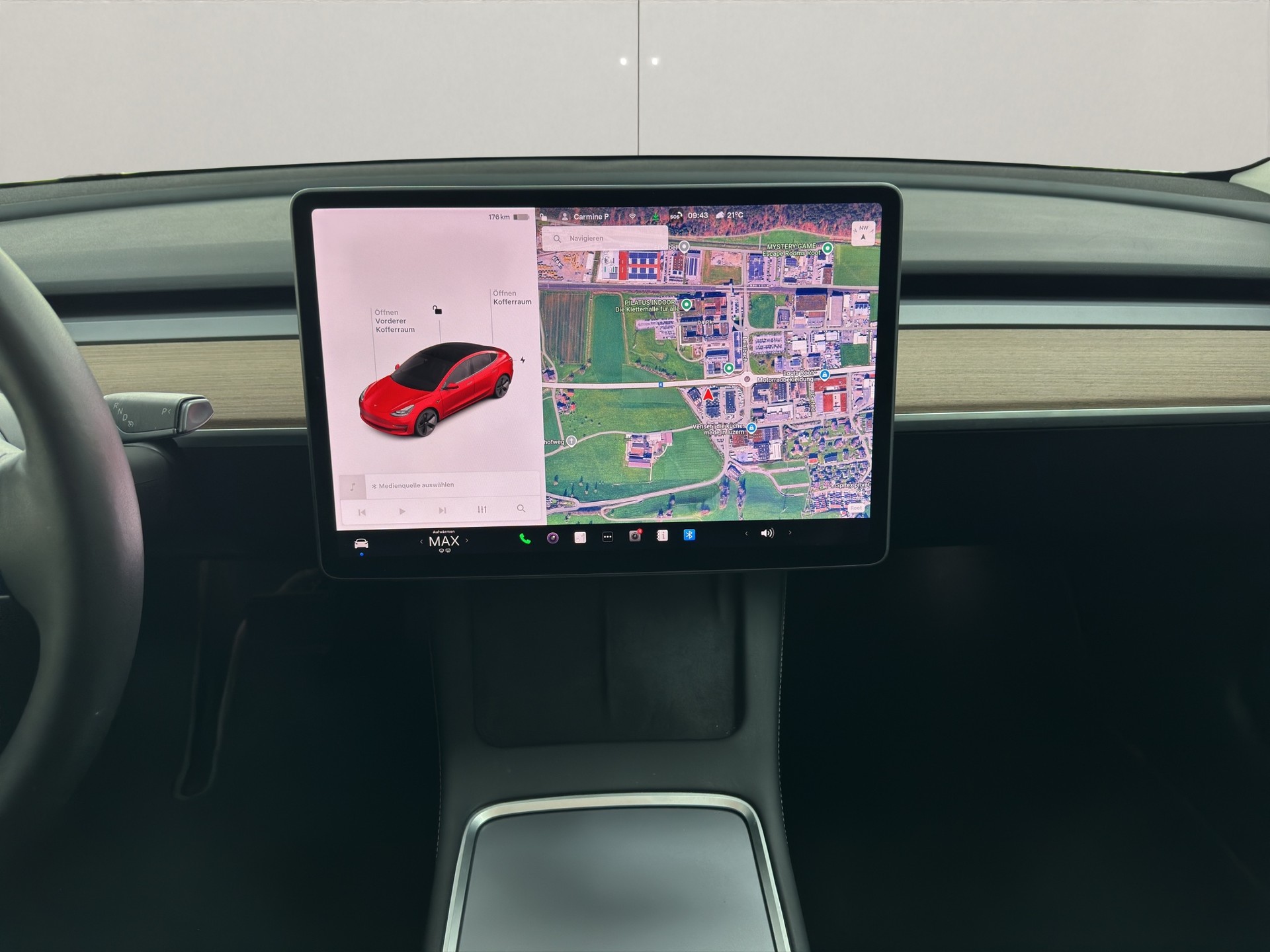 TESLA Model 3 Long Range Dual Motor AWD-image-8