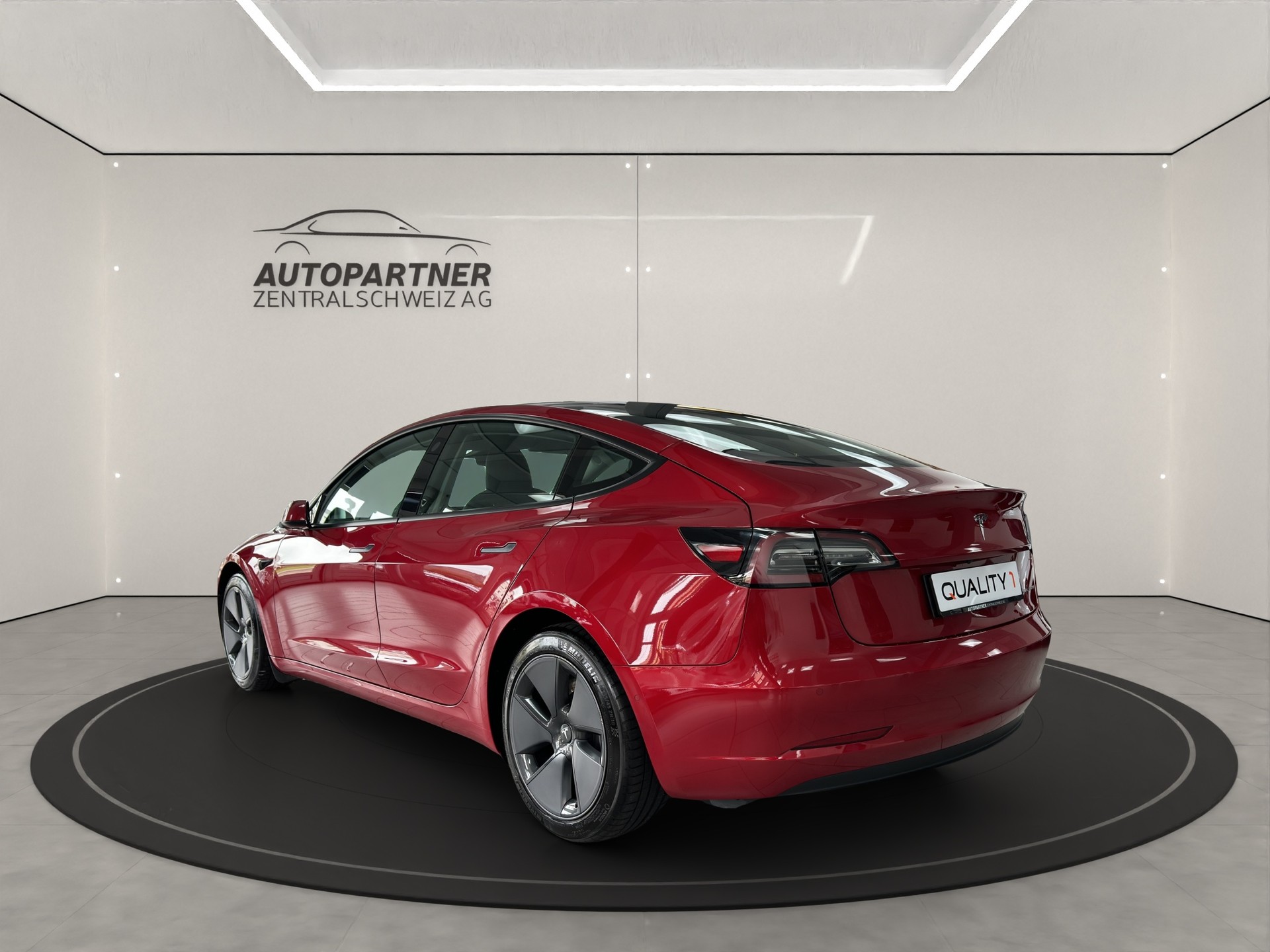 TESLA Model 3 Long Range Dual Motor AWD-image-2