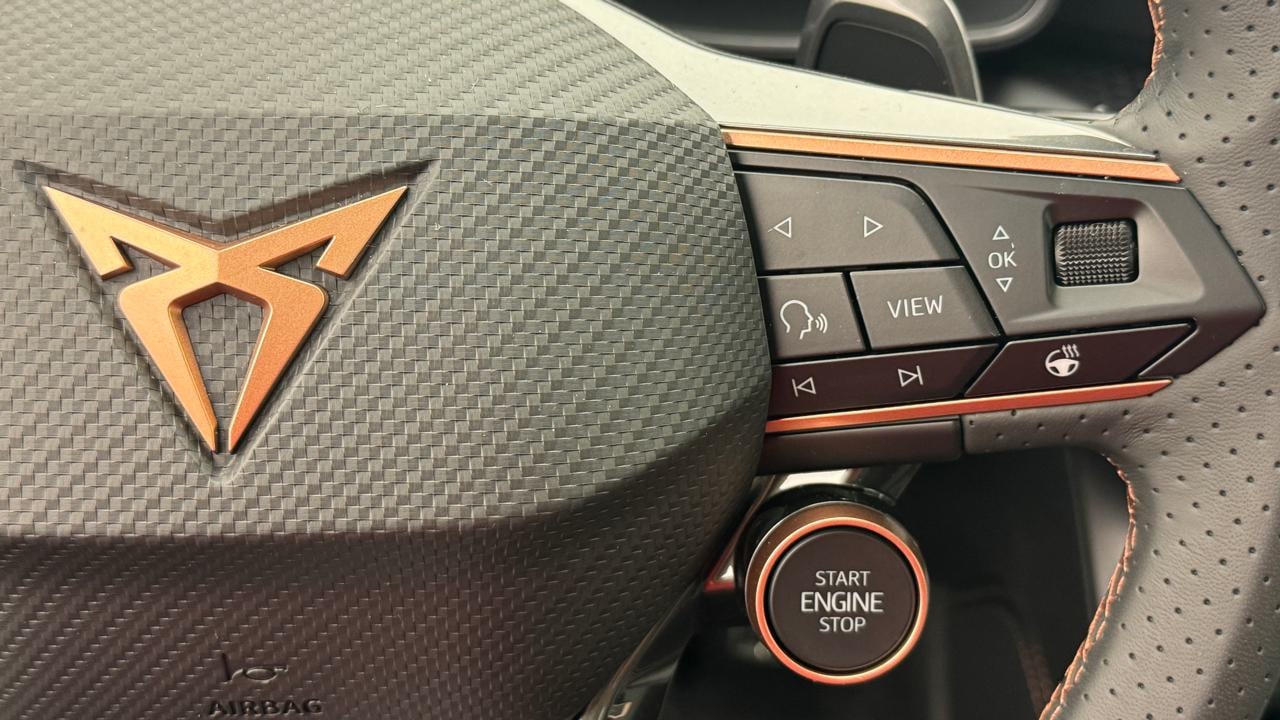 CUPRA Formentor 2.0TSI VZ Black Edtion-image-9