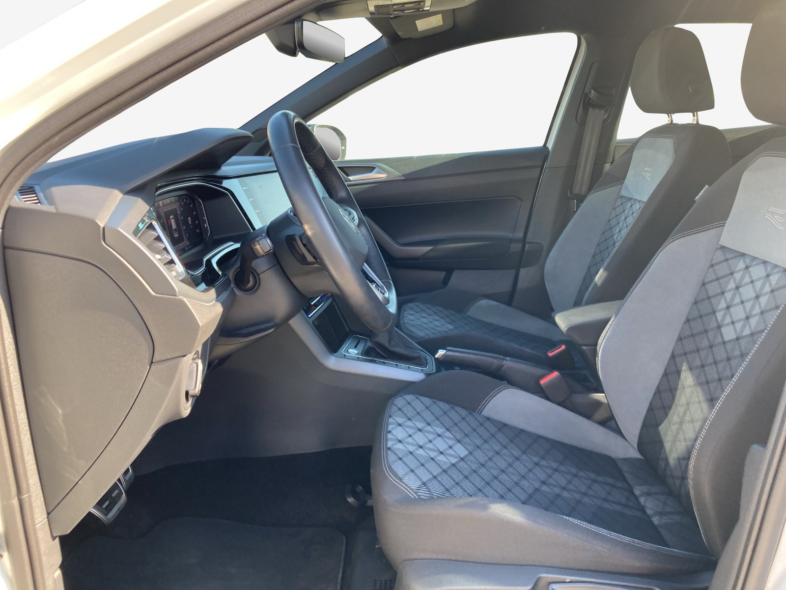 VW Taigo 1.5 TSI R-Line DSG-image-7
