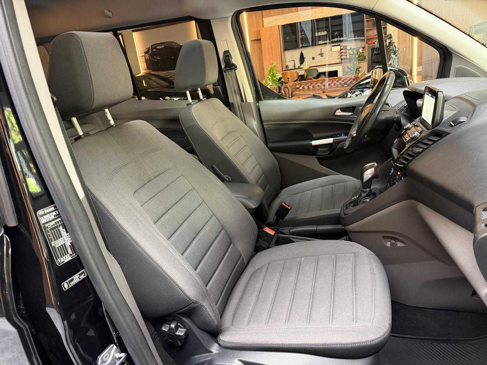 FORD Tourneo Grand Connect 1.5 EcoBlue 120 Titanium-image-13
