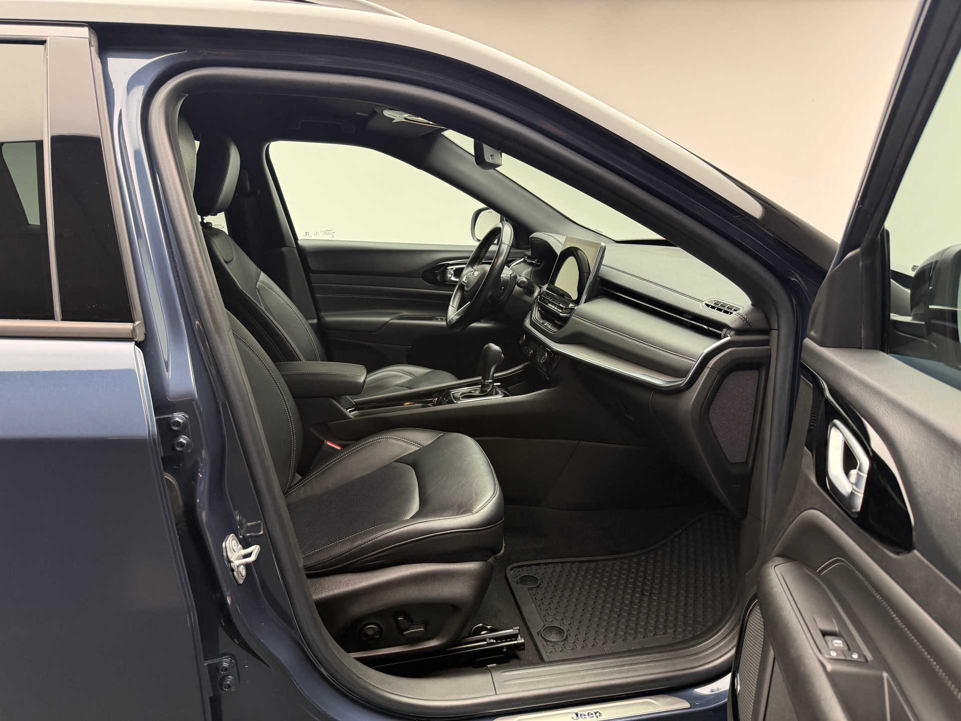 JEEP Compass 1.3 Turbo S-image-8